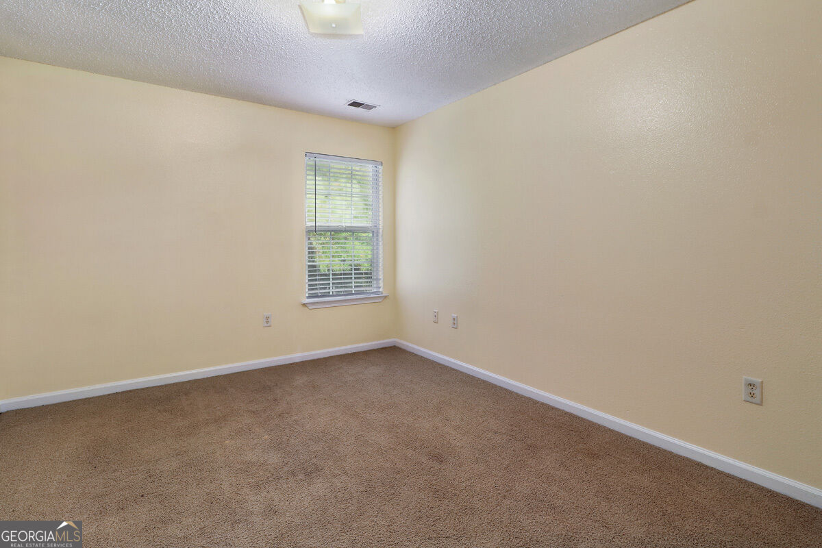 1118 Towne Park Drive Property Photo 20