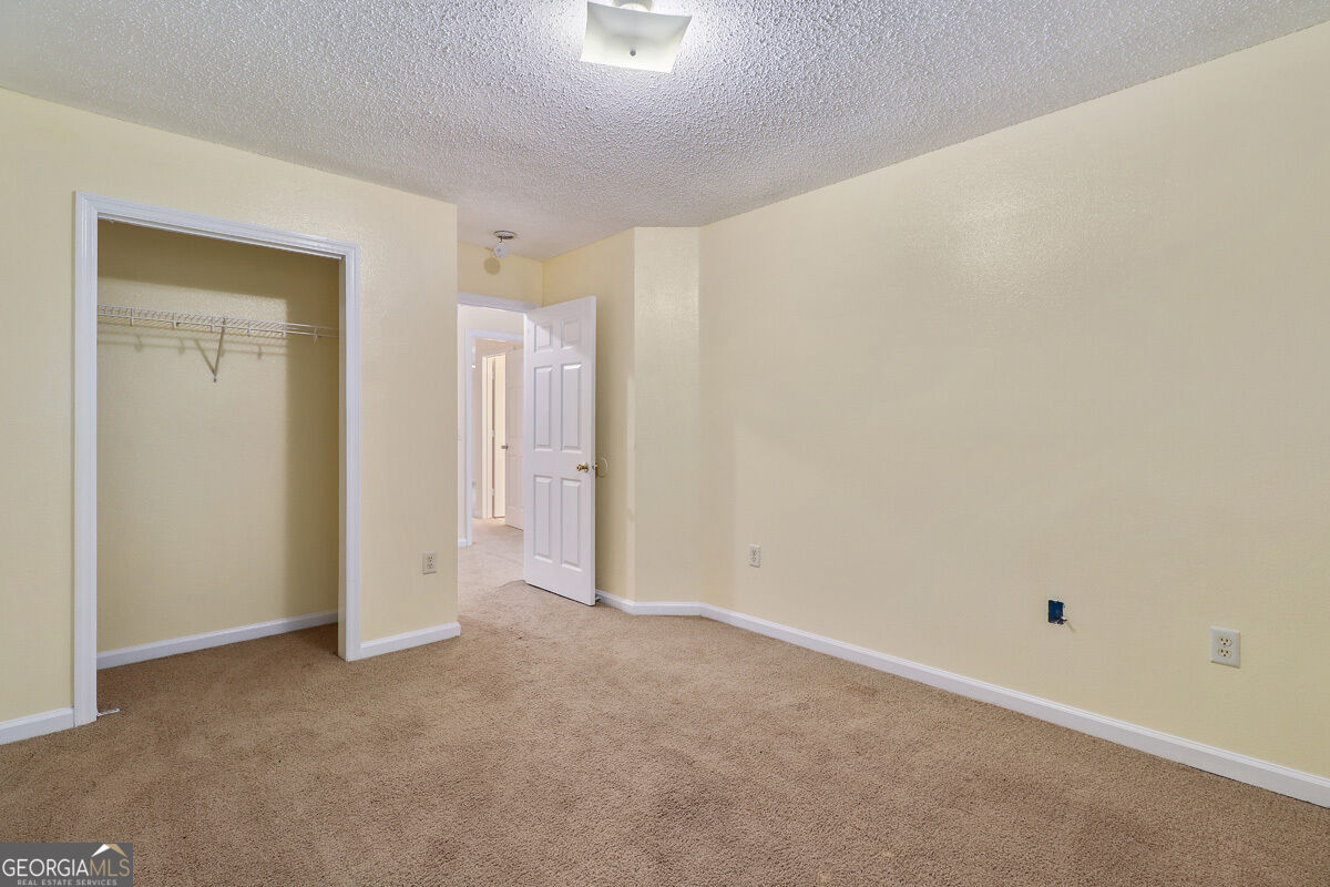 1118 Towne Park Drive Property Photo 21