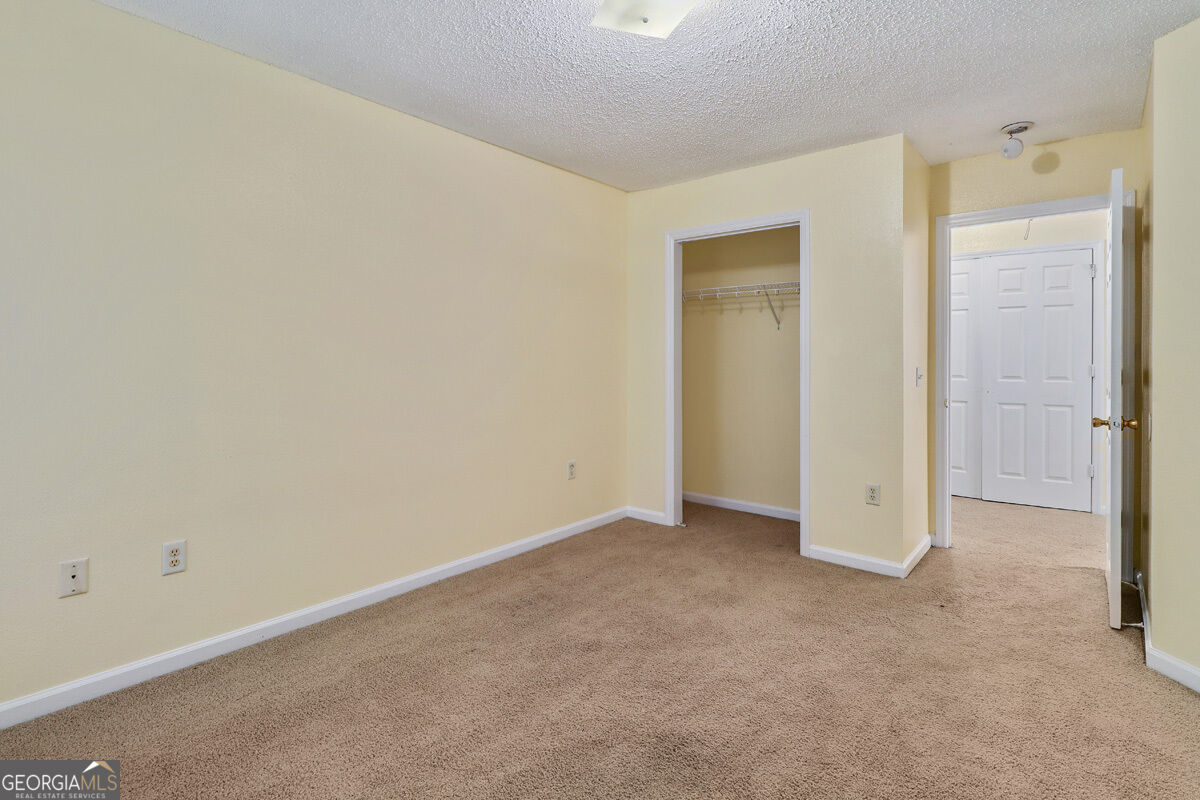 1118 Towne Park Drive Property Photo 22