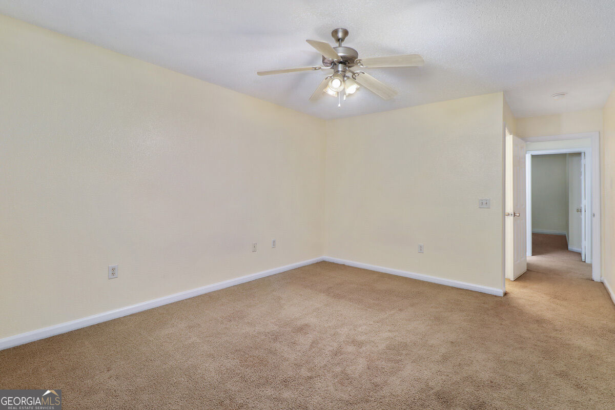 1118 Towne Park Drive Property Photo 27