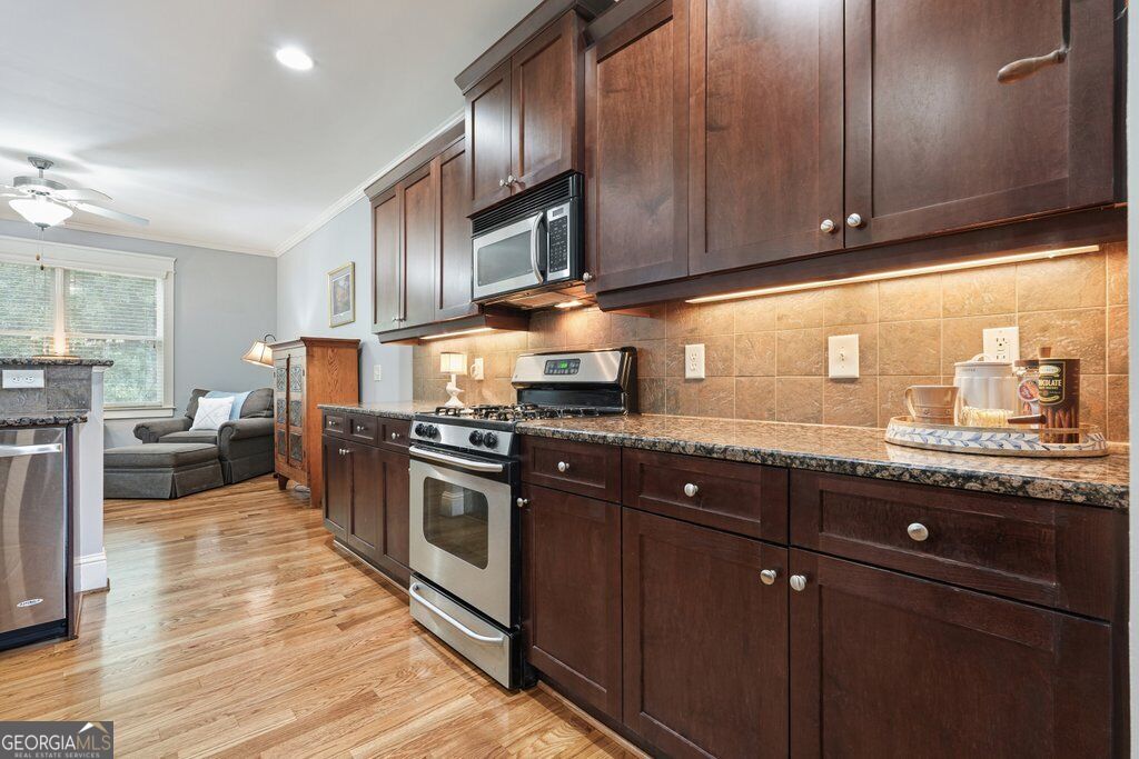 4822 Archer Place Property Photo 28