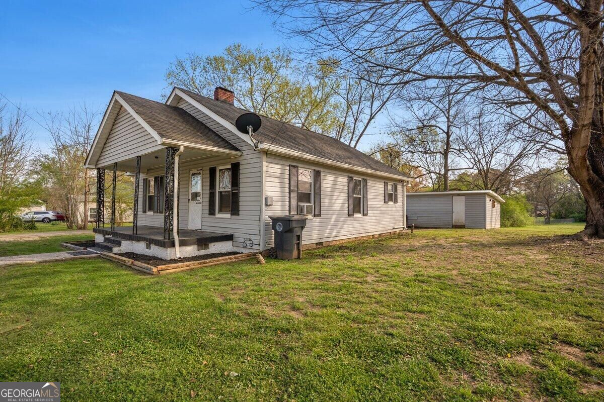 605 Thornton Street Property Photo 2