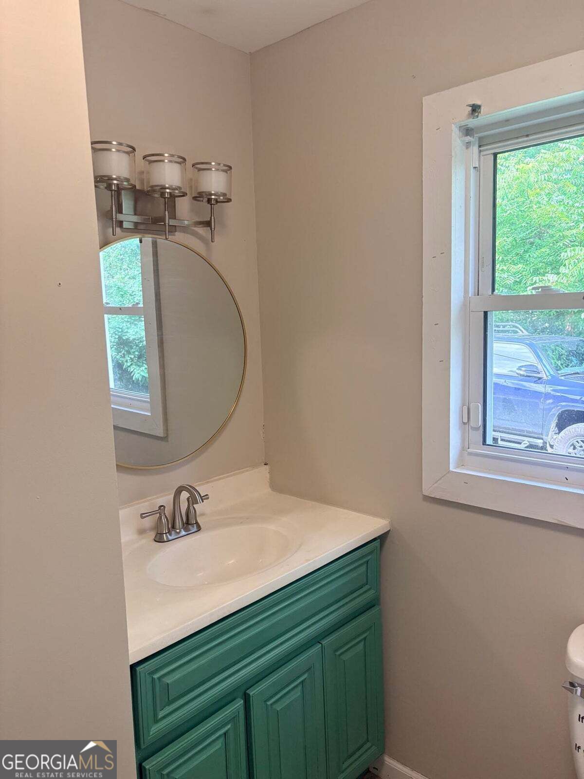 605 Thornton Street Property Photo 14