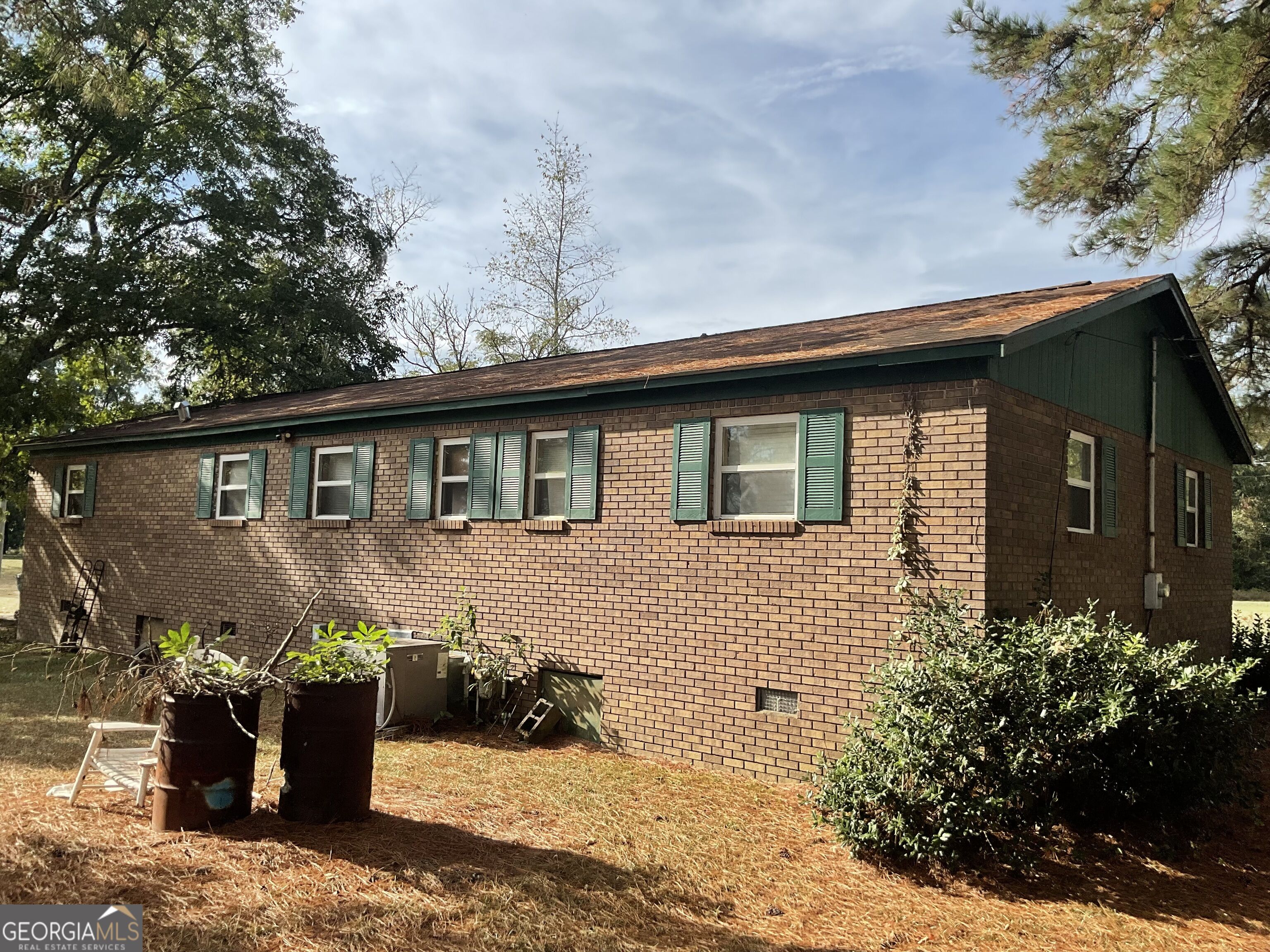 517 Whitehall Street Property Photo 4