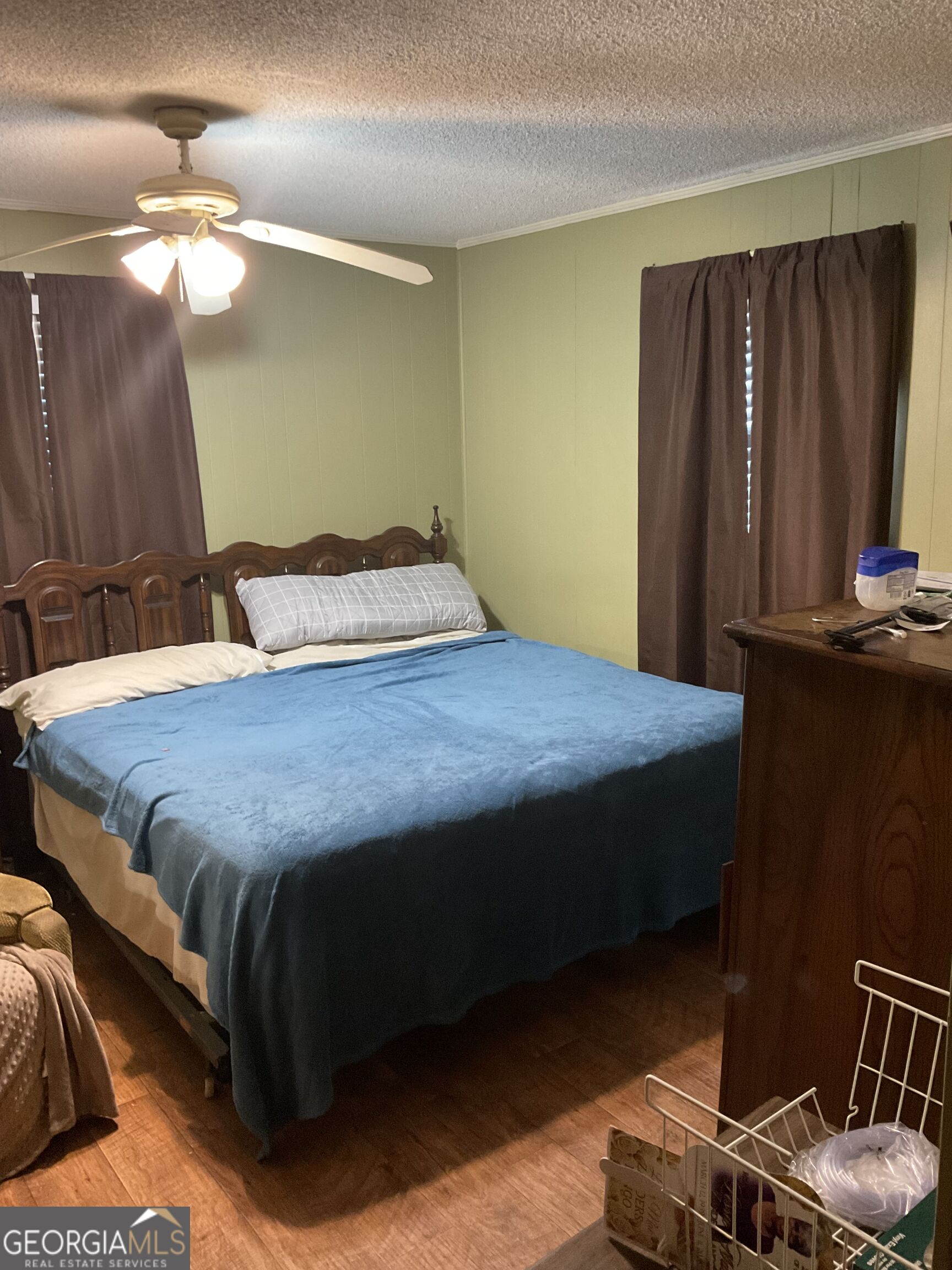 517 Whitehall Street Property Photo 15