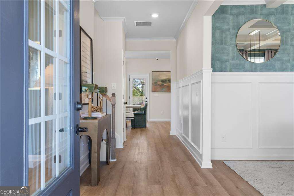 621 Continental Drive Property Photo 5