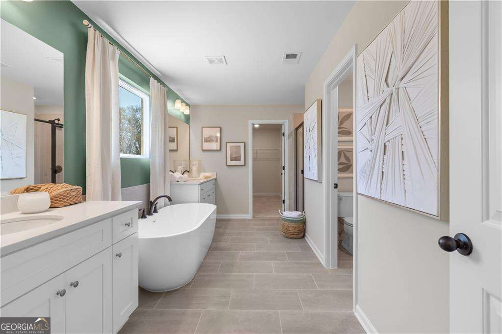621 Continental Drive Property Photo 40