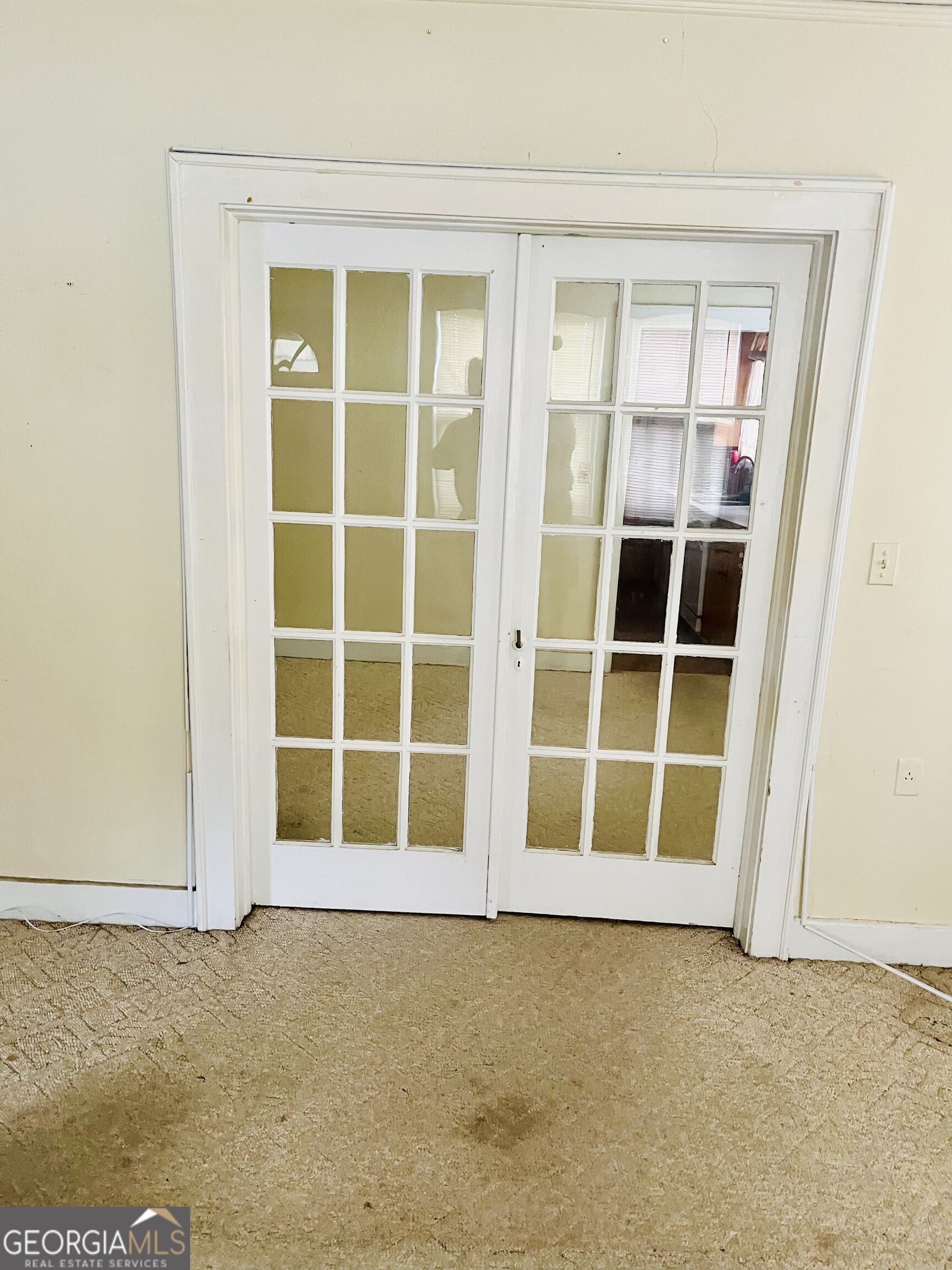 6 N Spring Street Property Photo 5