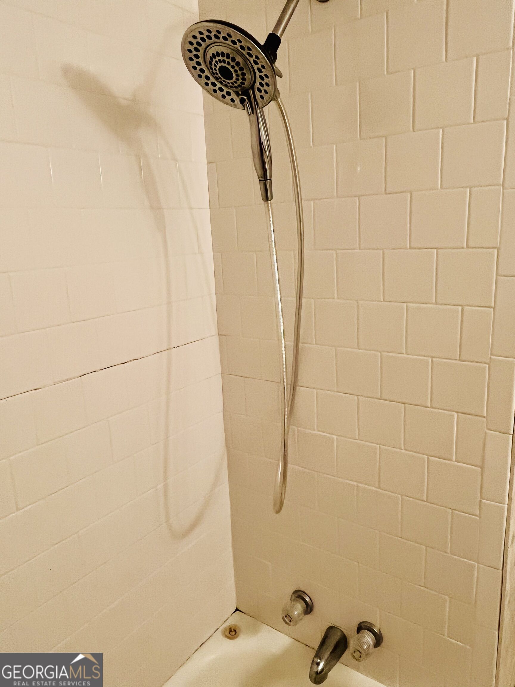 6 N Spring Street Property Photo 20