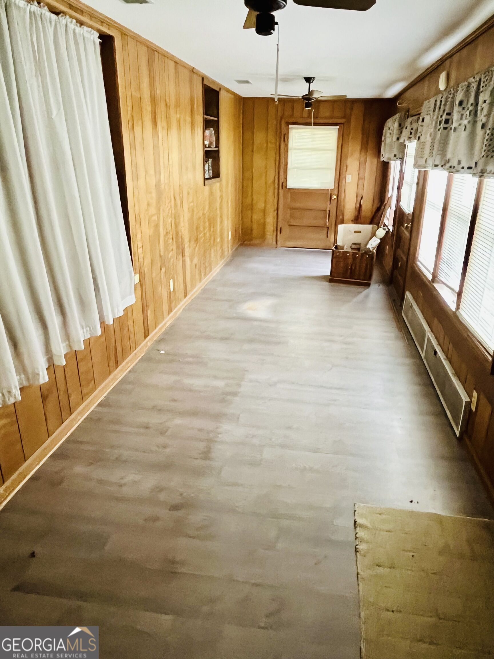 6 N Spring Street Property Photo 26