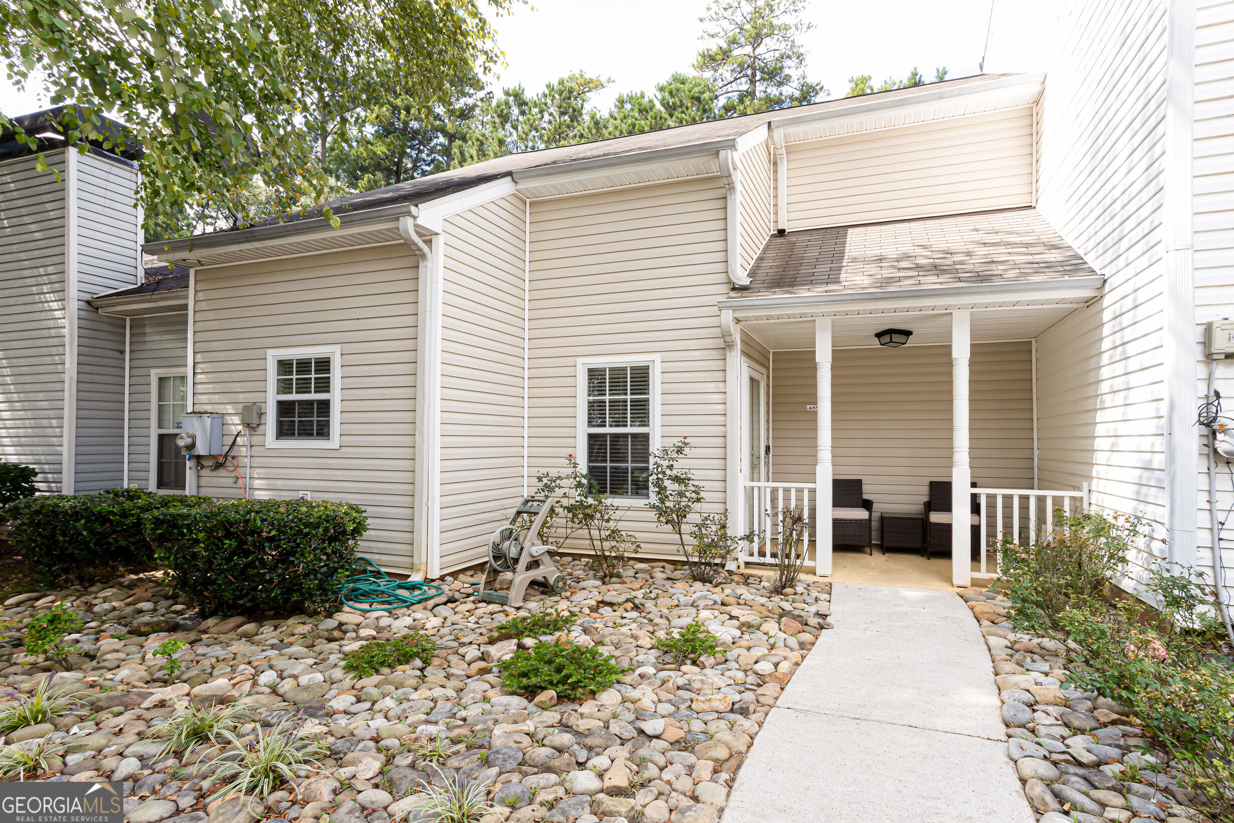 6551 Wellington Chase Court Property Photo 1