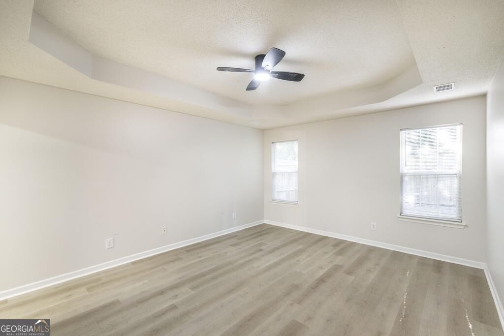 5 Pine Shadow Court Property Photo 17