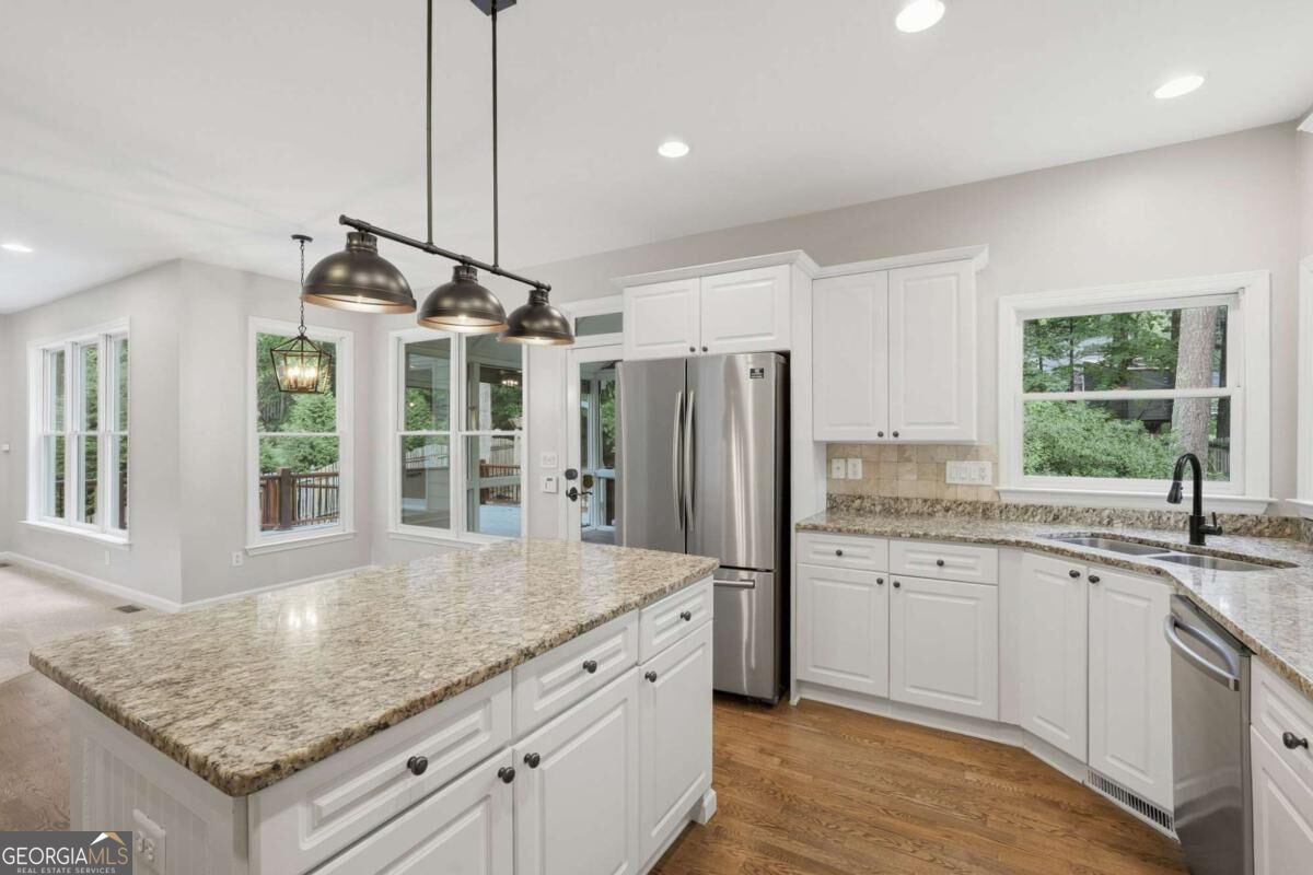 4364 Aldenham Way Property Photo 12