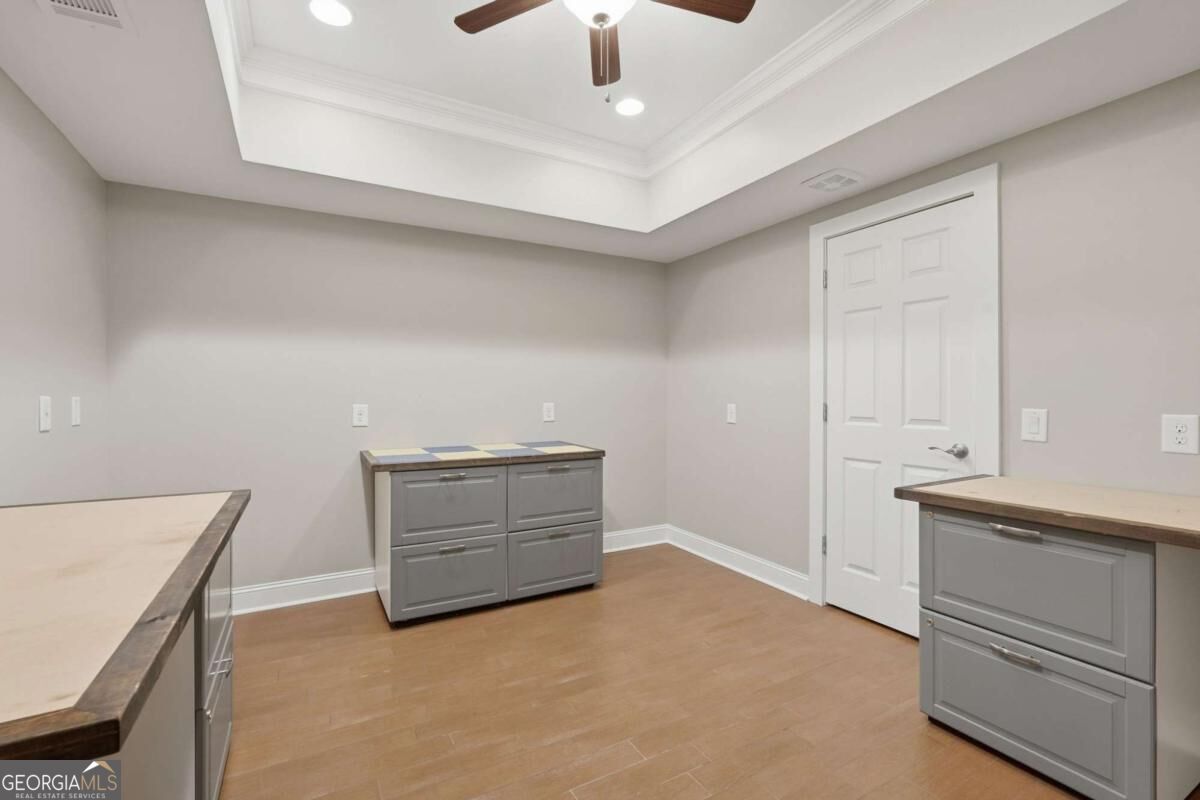 4364 Aldenham Way Property Photo 31
