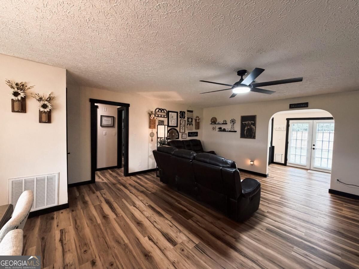 320 Langston Road Property Photo 5
