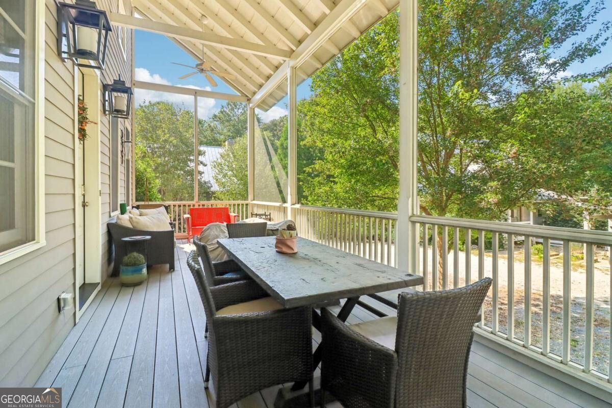 1000 Nestopia Way Property Photo 2