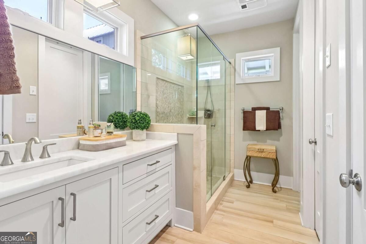 1000 Nestopia Way Property Photo 15