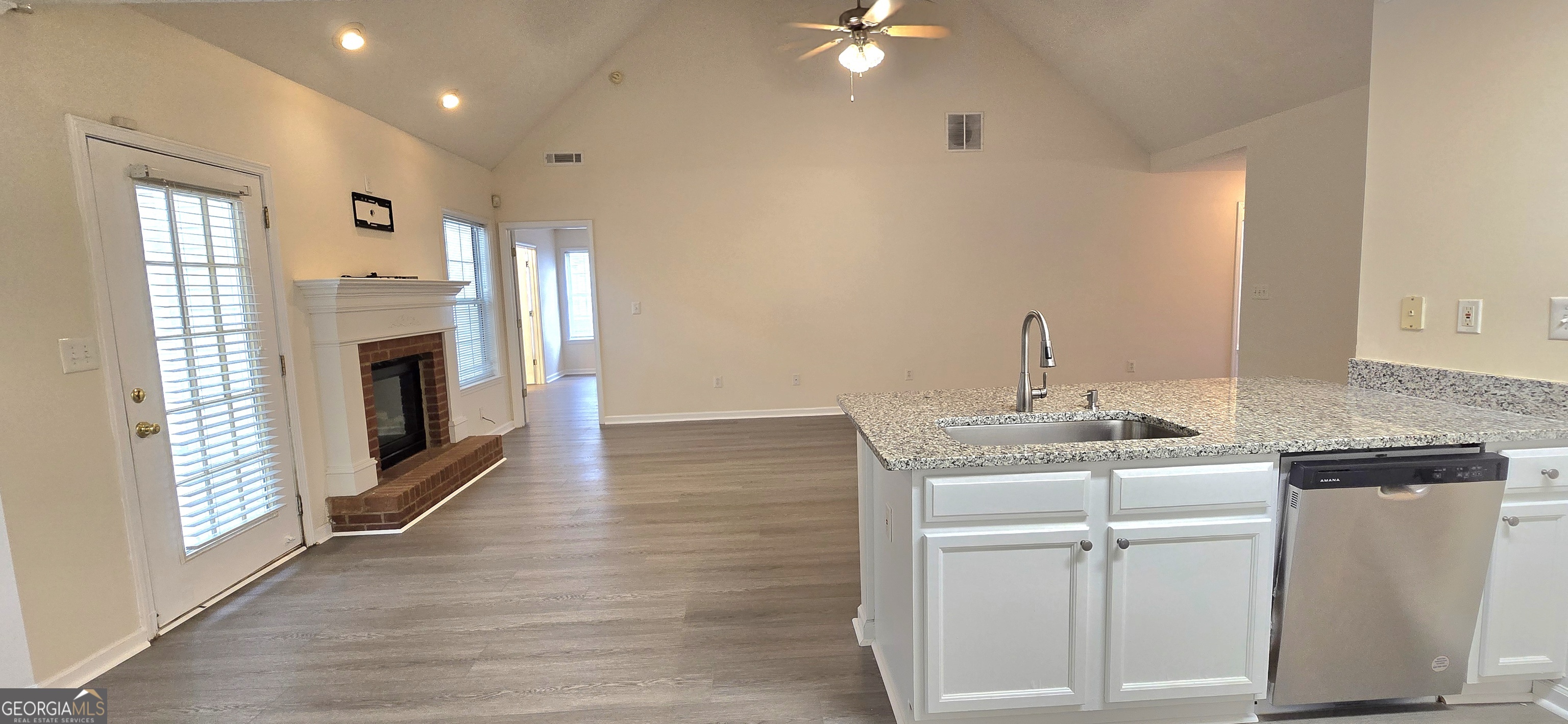 2 Mill Ridge Place Property Photo 7