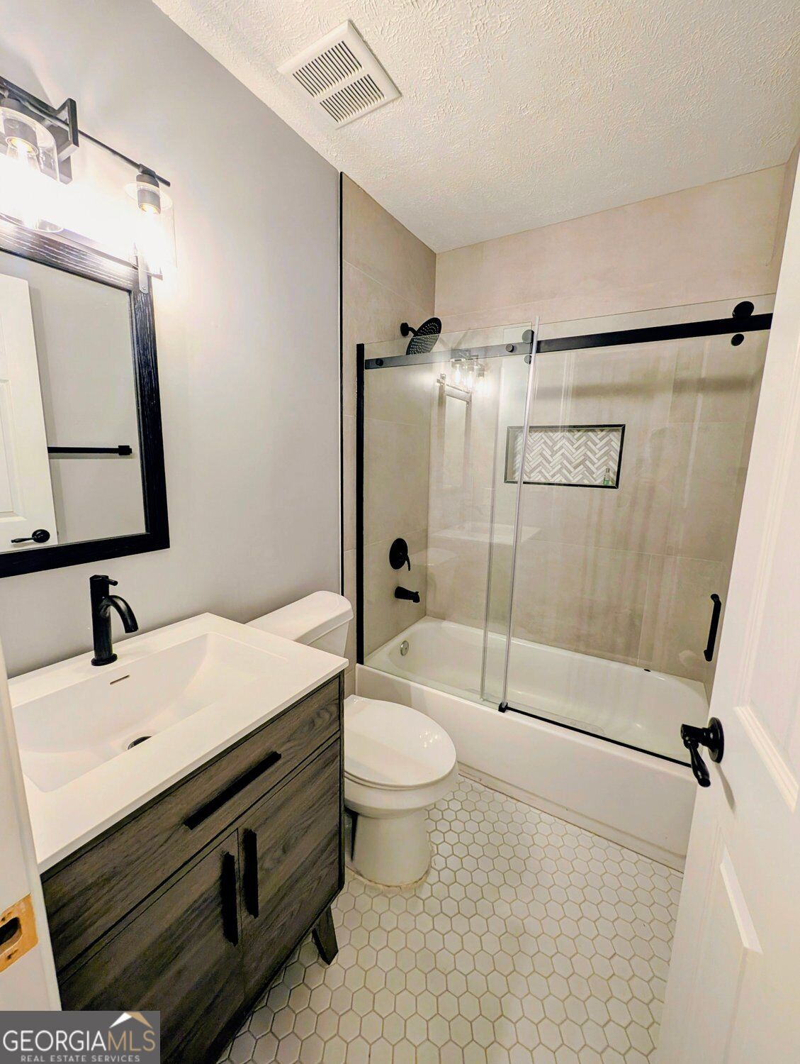 4008 Rock Mill Drive Property Photo 12