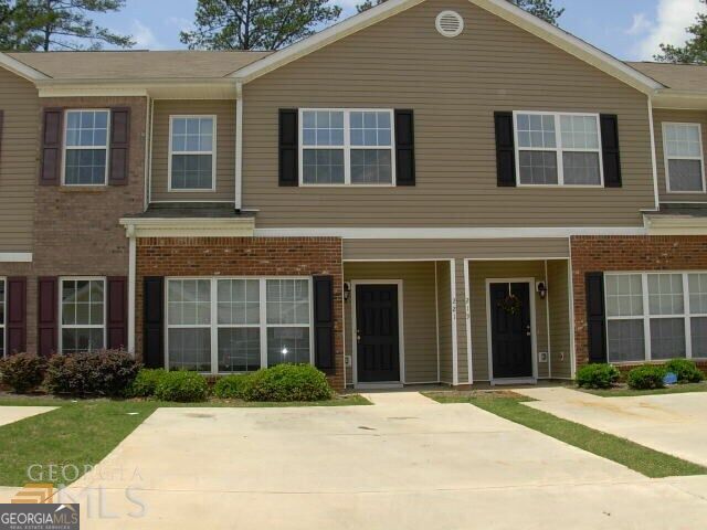 221 Shenandoah Drive Property Photo 1