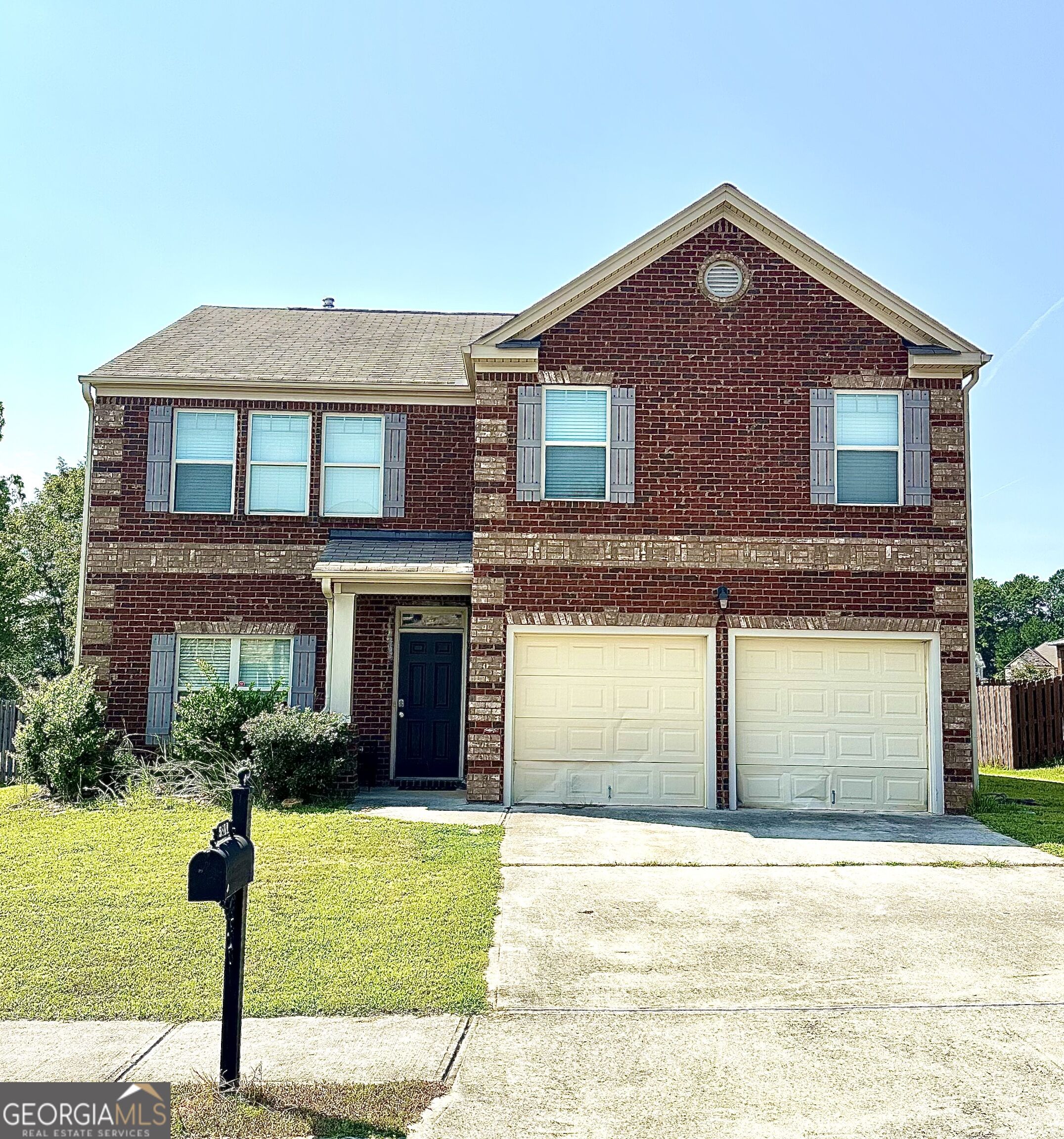 5811 Rex Ridge Parkway Property Photo 1