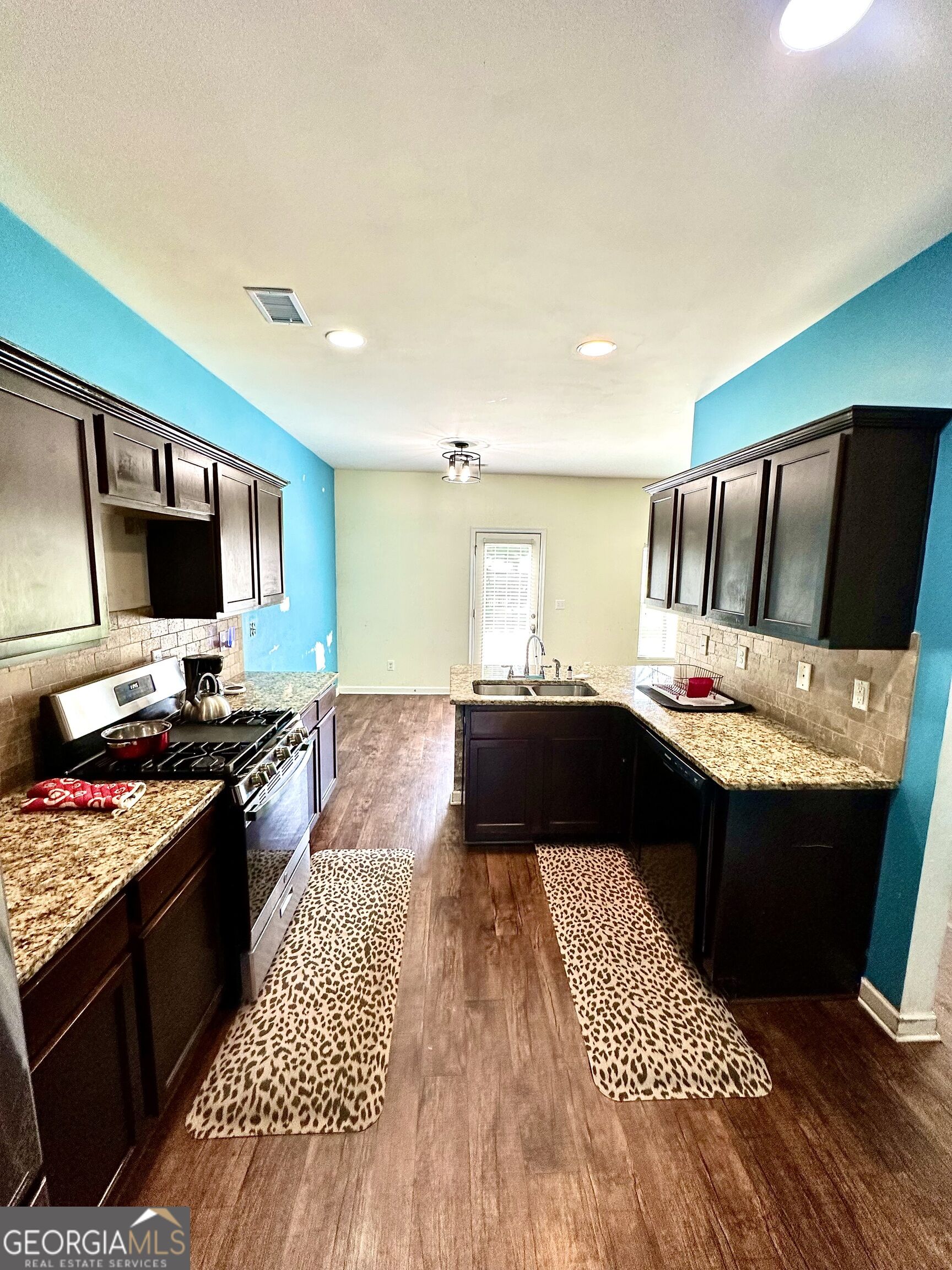 5811 Rex Ridge Parkway Property Photo 5