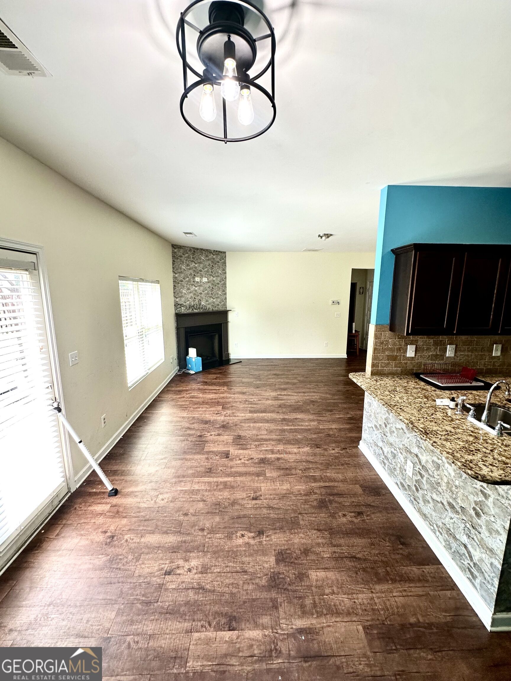 5811 Rex Ridge Parkway Property Photo 7