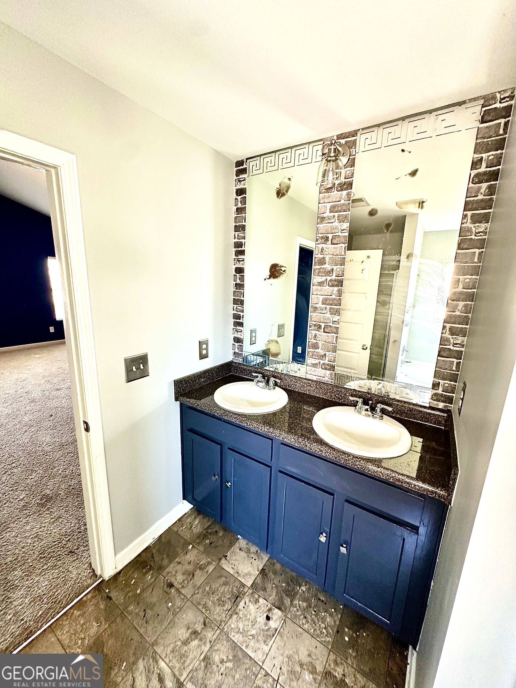 5811 Rex Ridge Parkway Property Photo 14