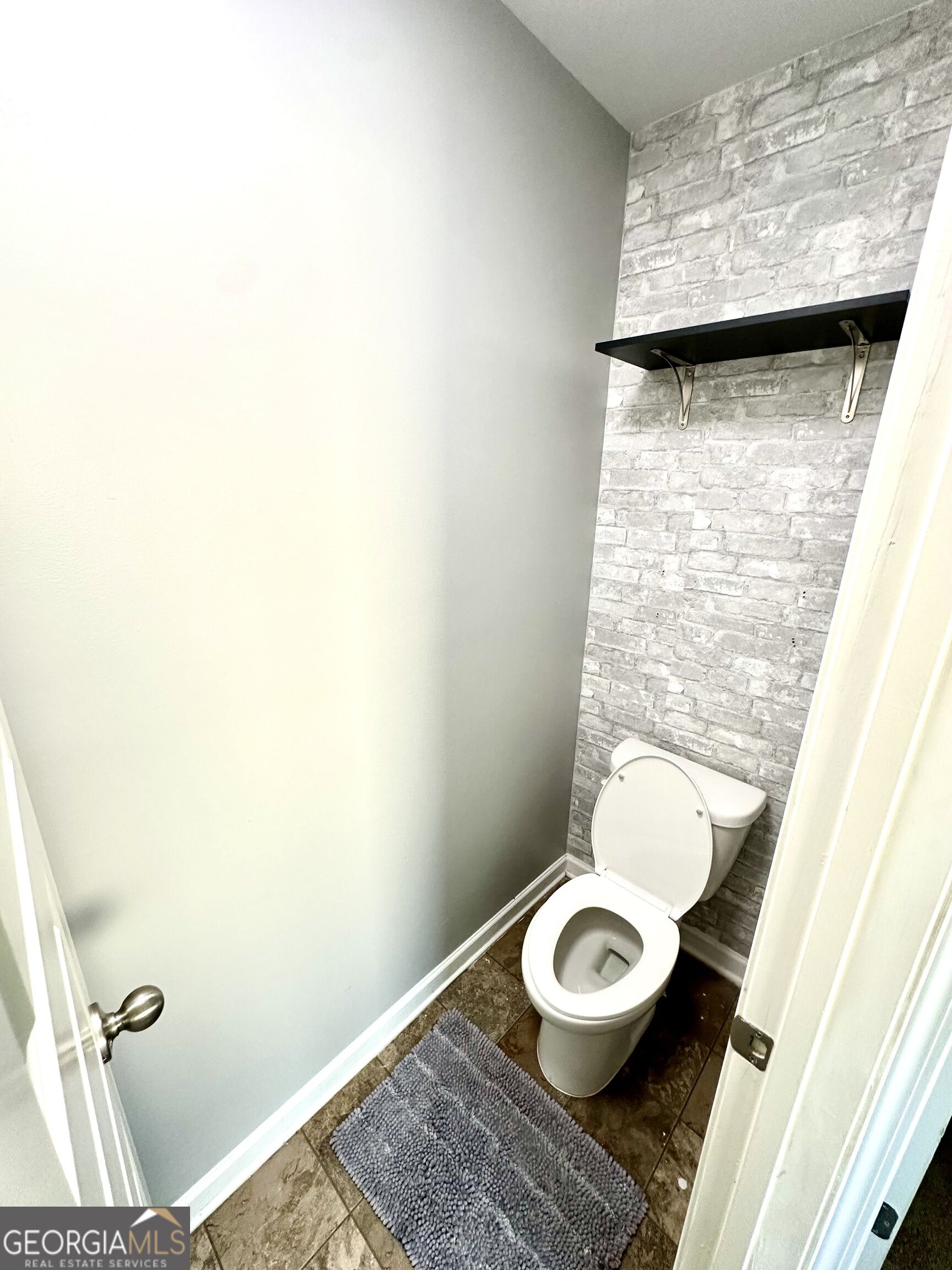 5811 Rex Ridge Parkway Property Photo 15