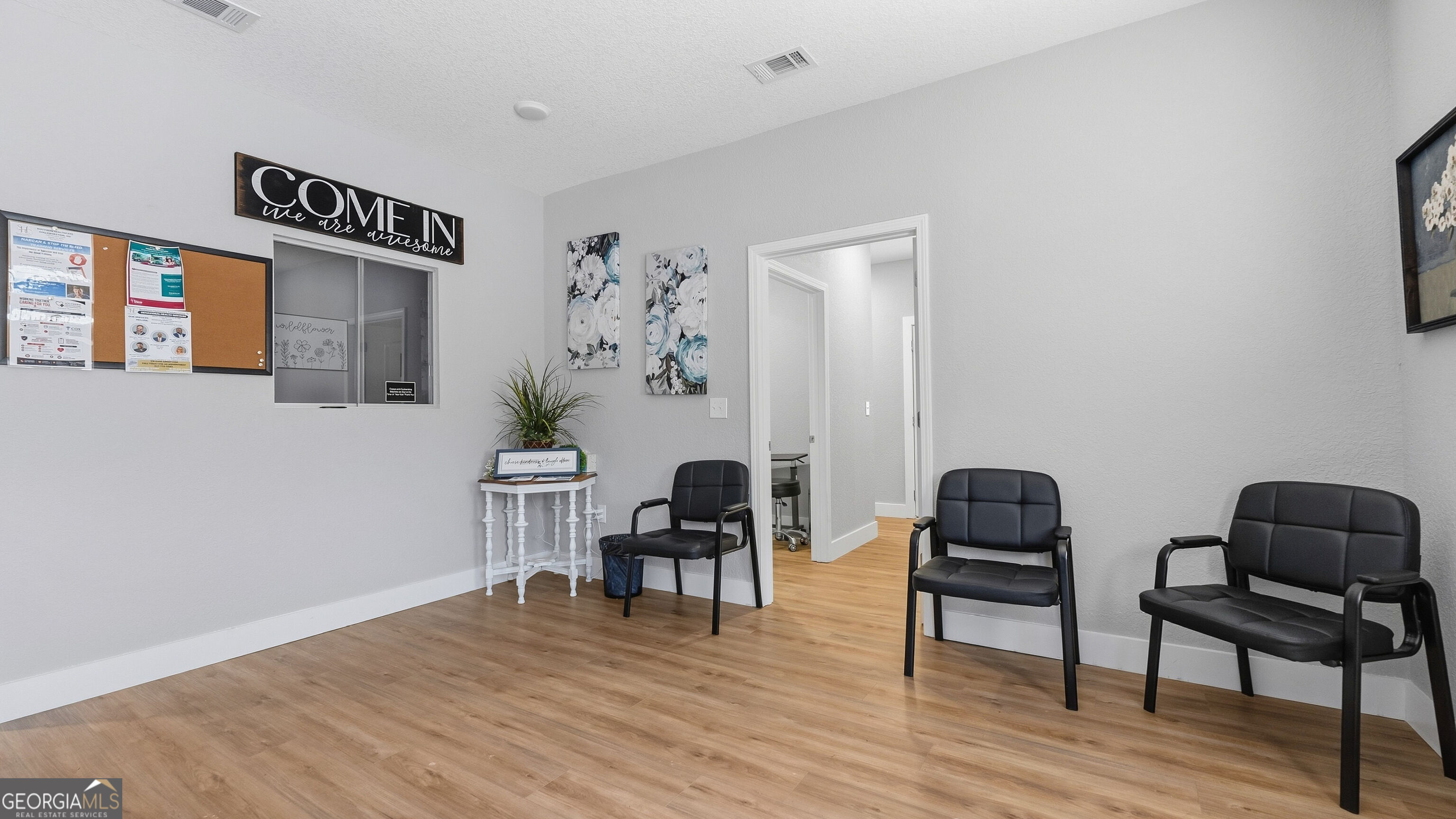 224 Peachtree Street Property Photo 15