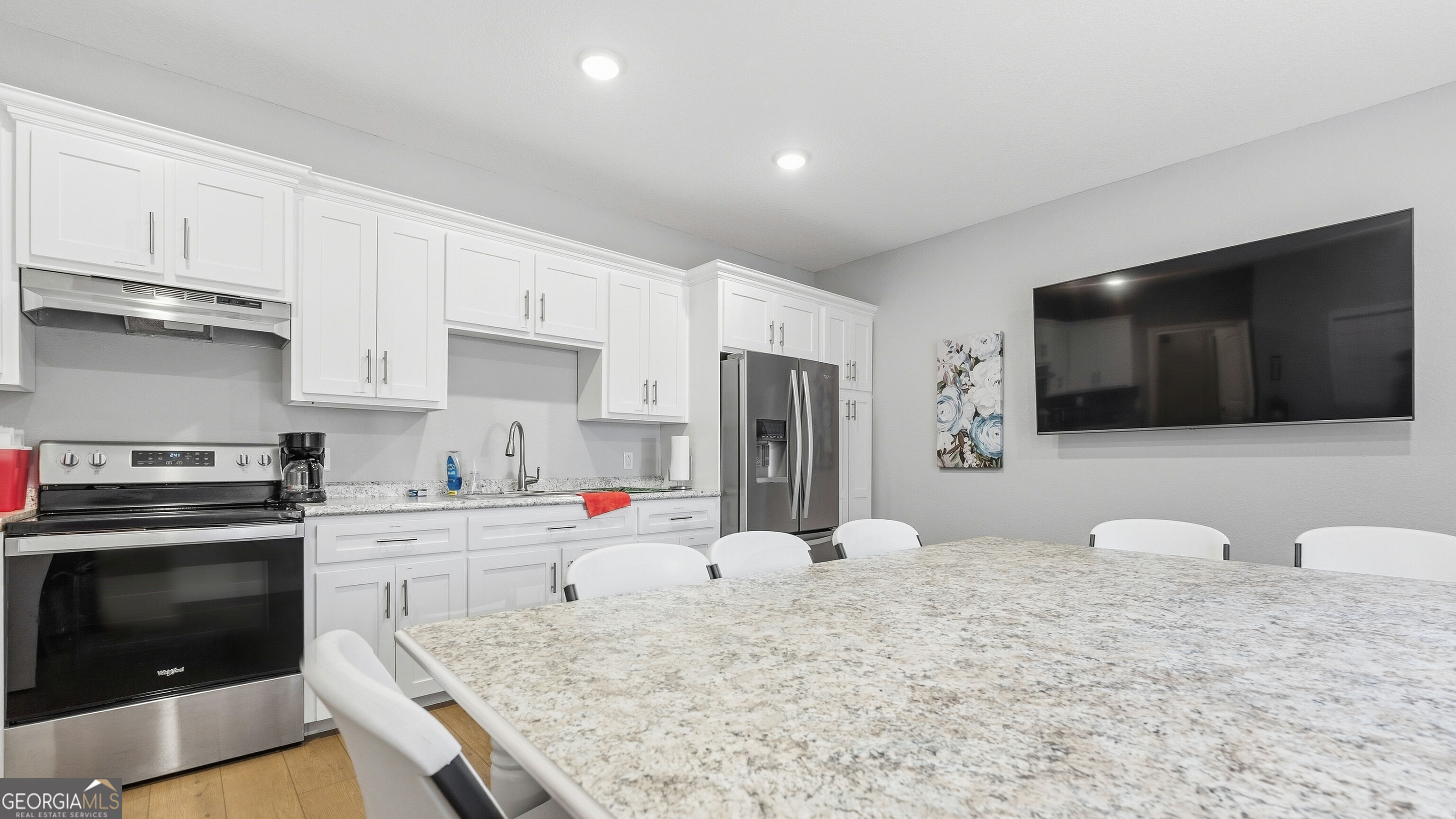 224 Peachtree Street Property Photo 23