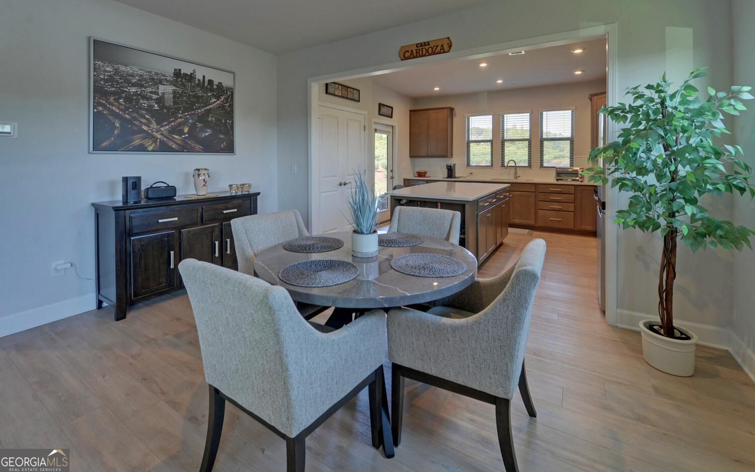 5724 Grapewood Street Property Photo 10