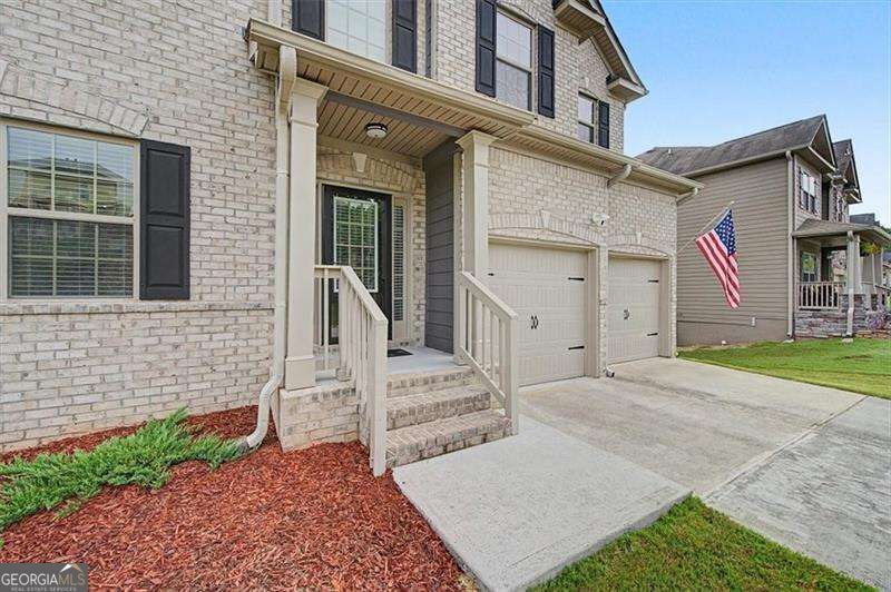 464 Silver Oak Drive Property Photo 1