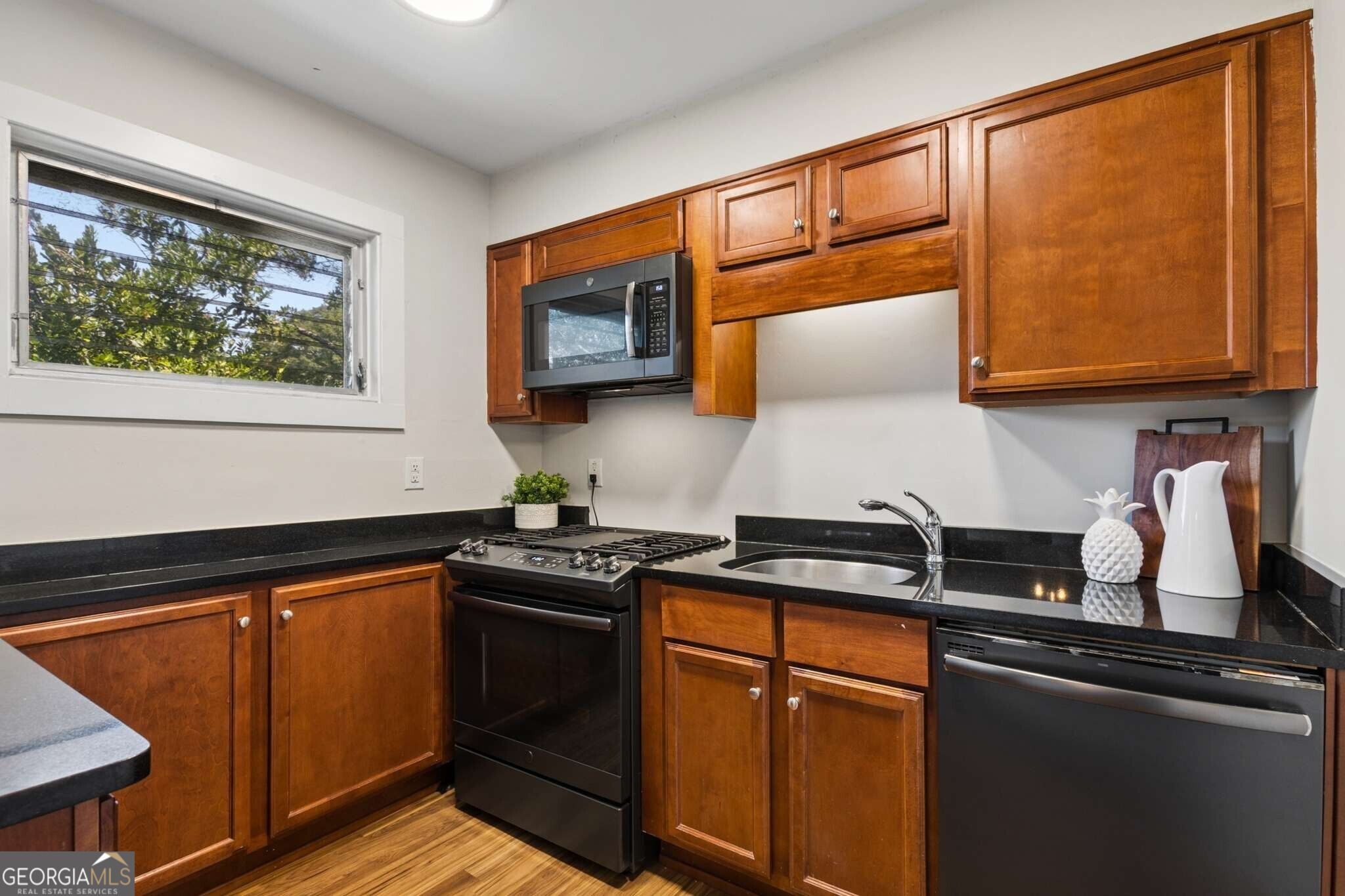 115 Biscayne Drive Nw # A6 Property Photo 11