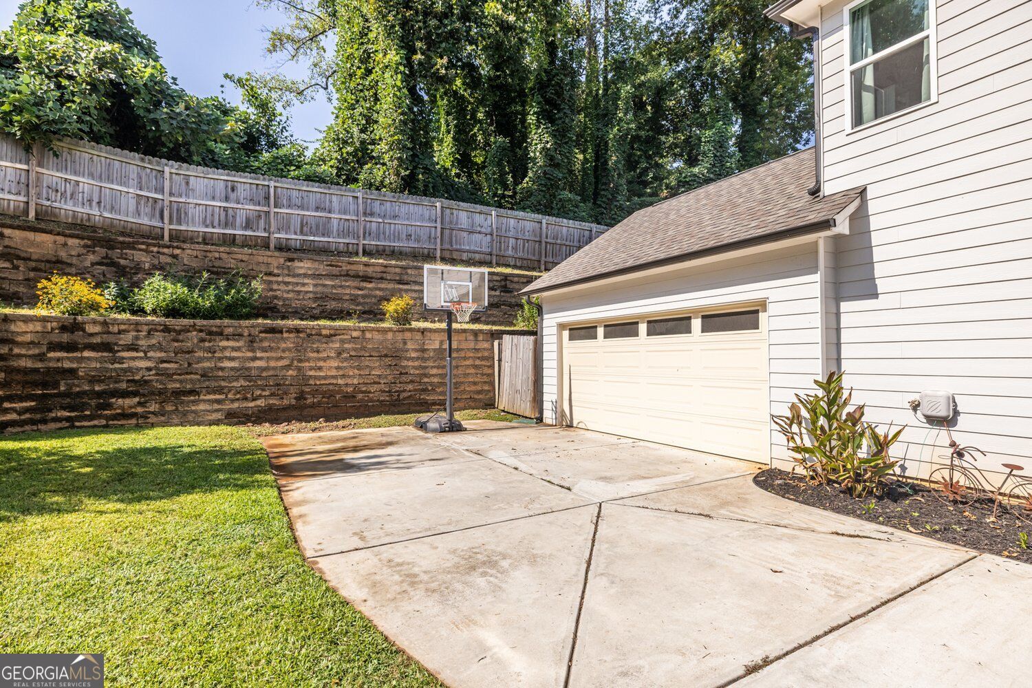 945 Rittenhouse Way Se Property Photo 57
