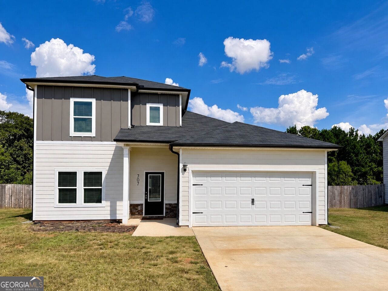 707 Georgian Walk Property Photo 1