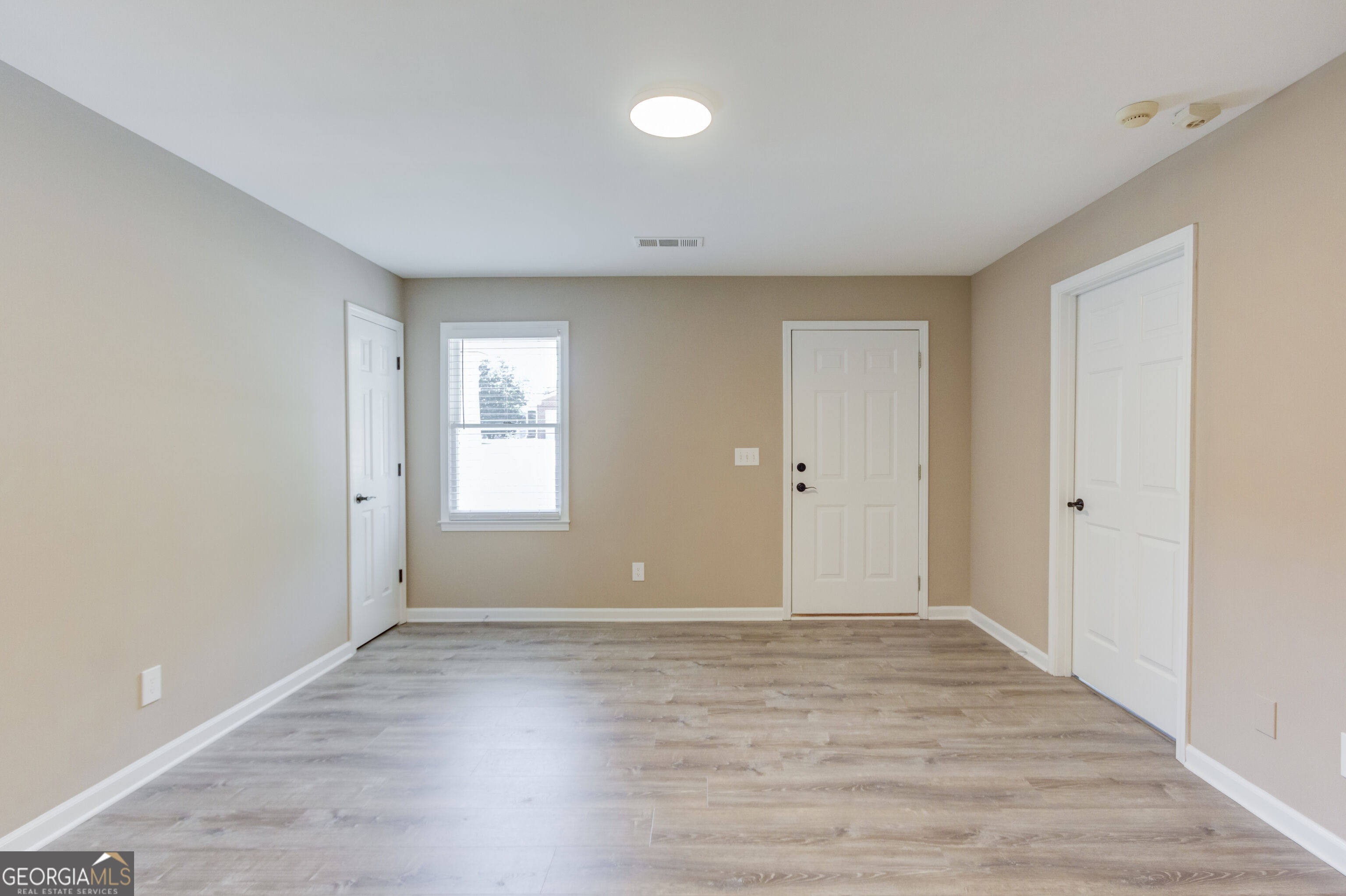 51 Alexander Street Property Photo 8