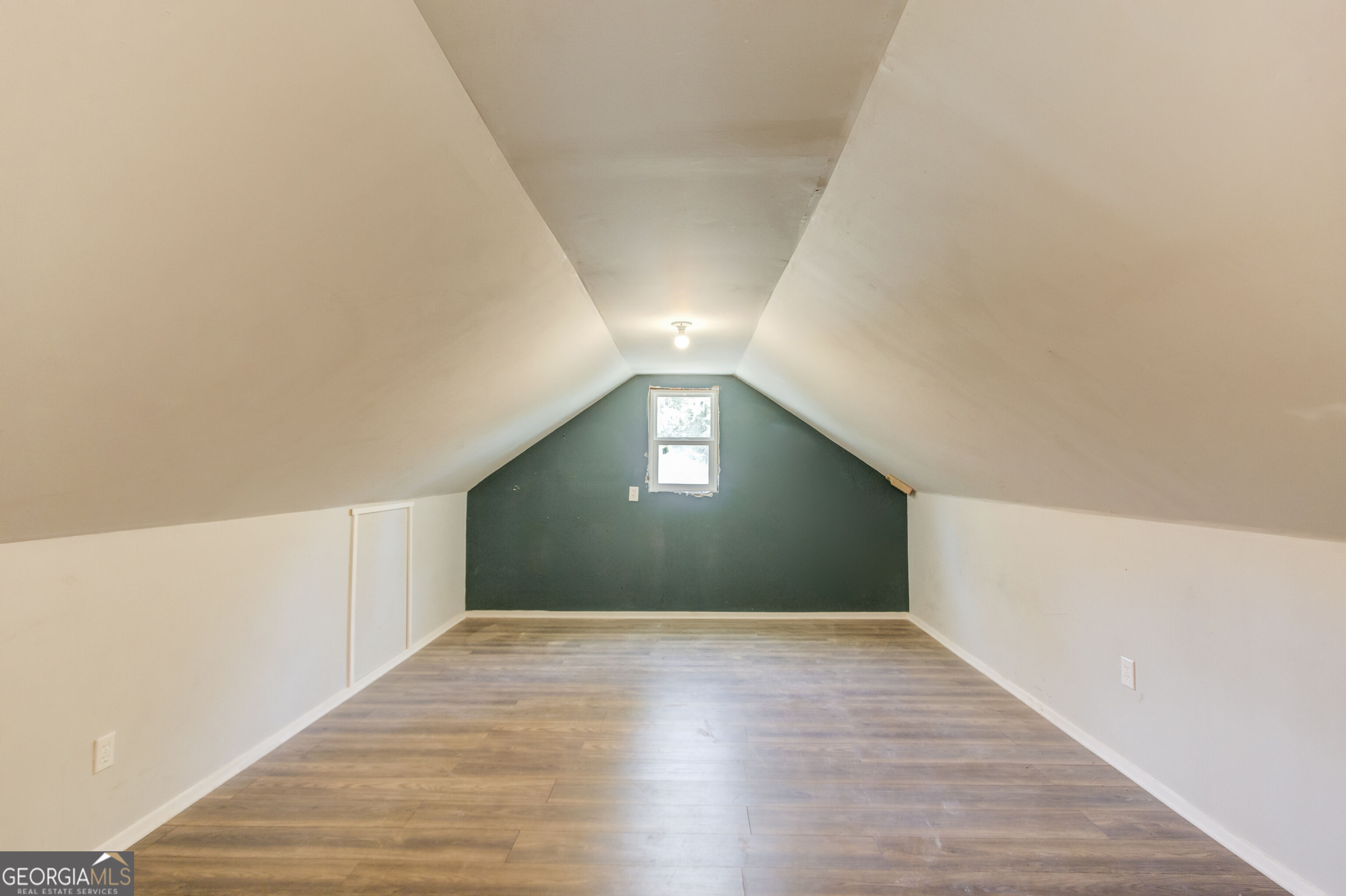 51 Alexander Street Property Photo 33