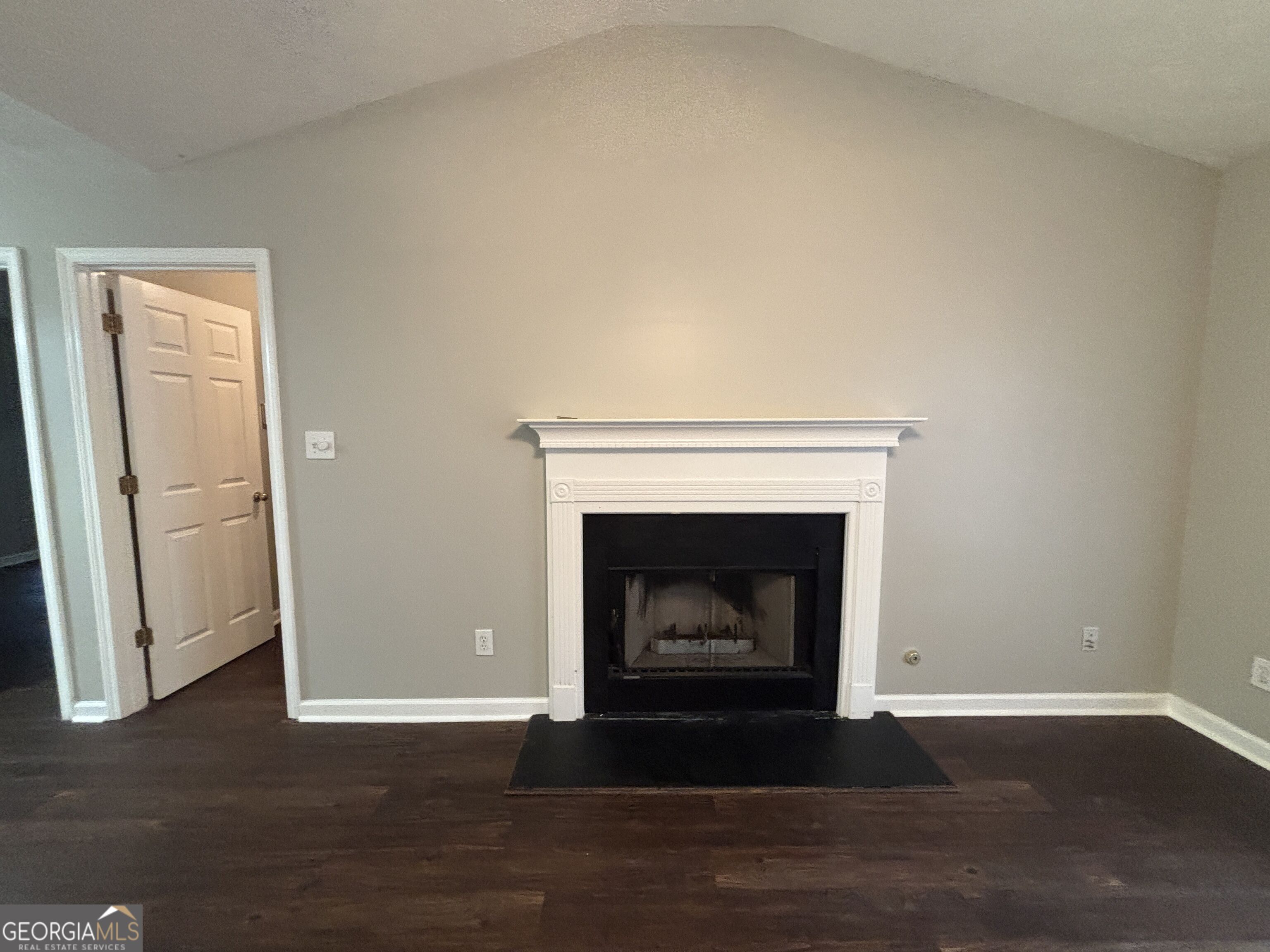43 Canterbury Drive Property Photo 5