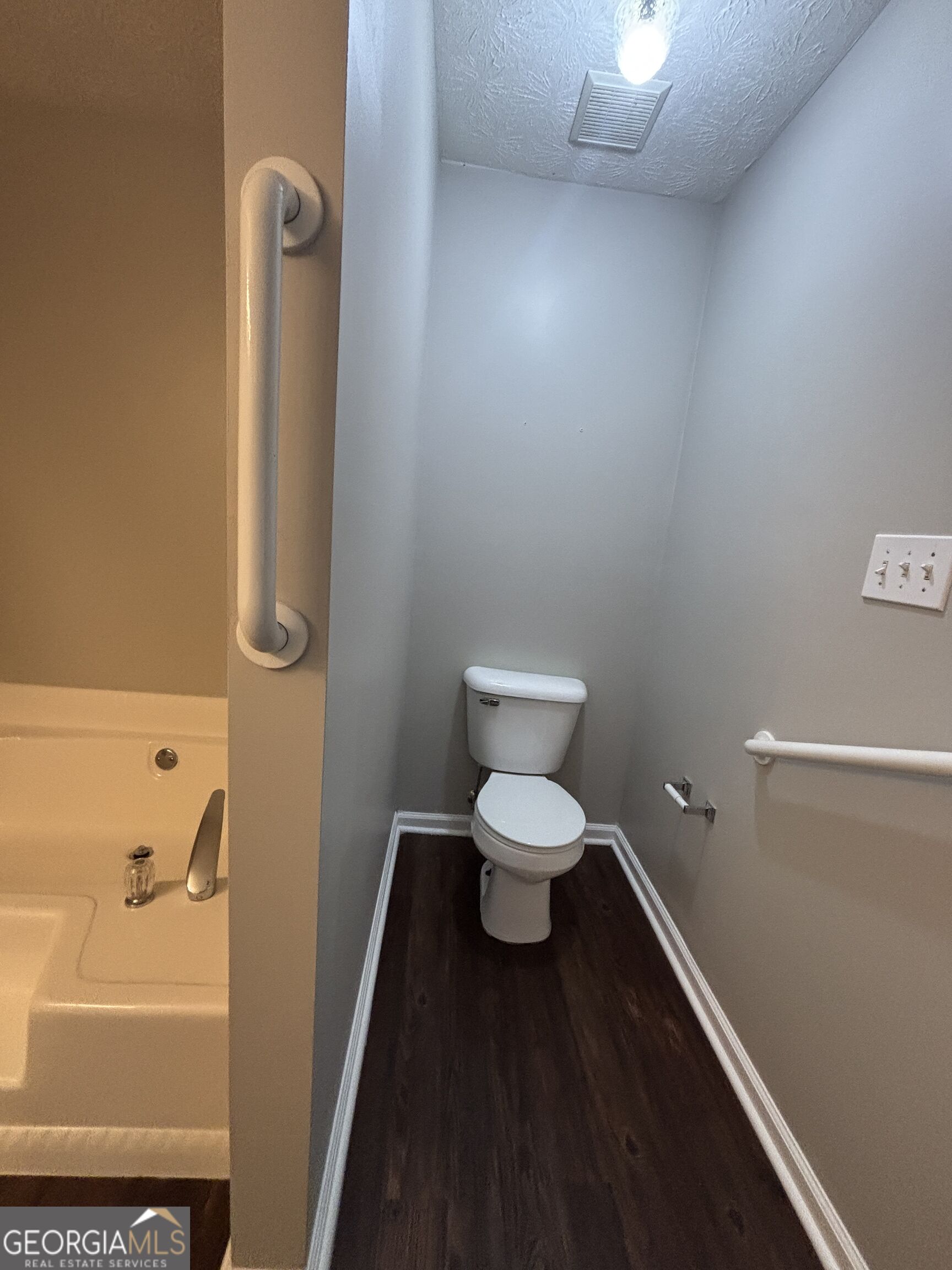 43 Canterbury Drive Property Photo 18