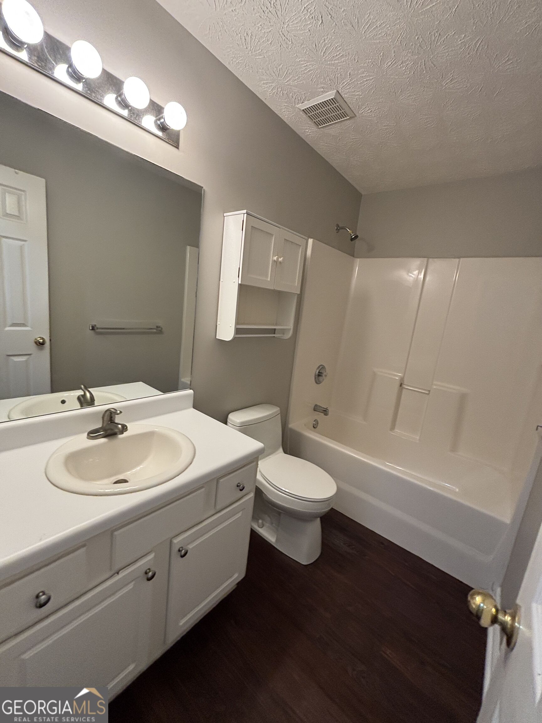 43 Canterbury Drive Property Photo 23