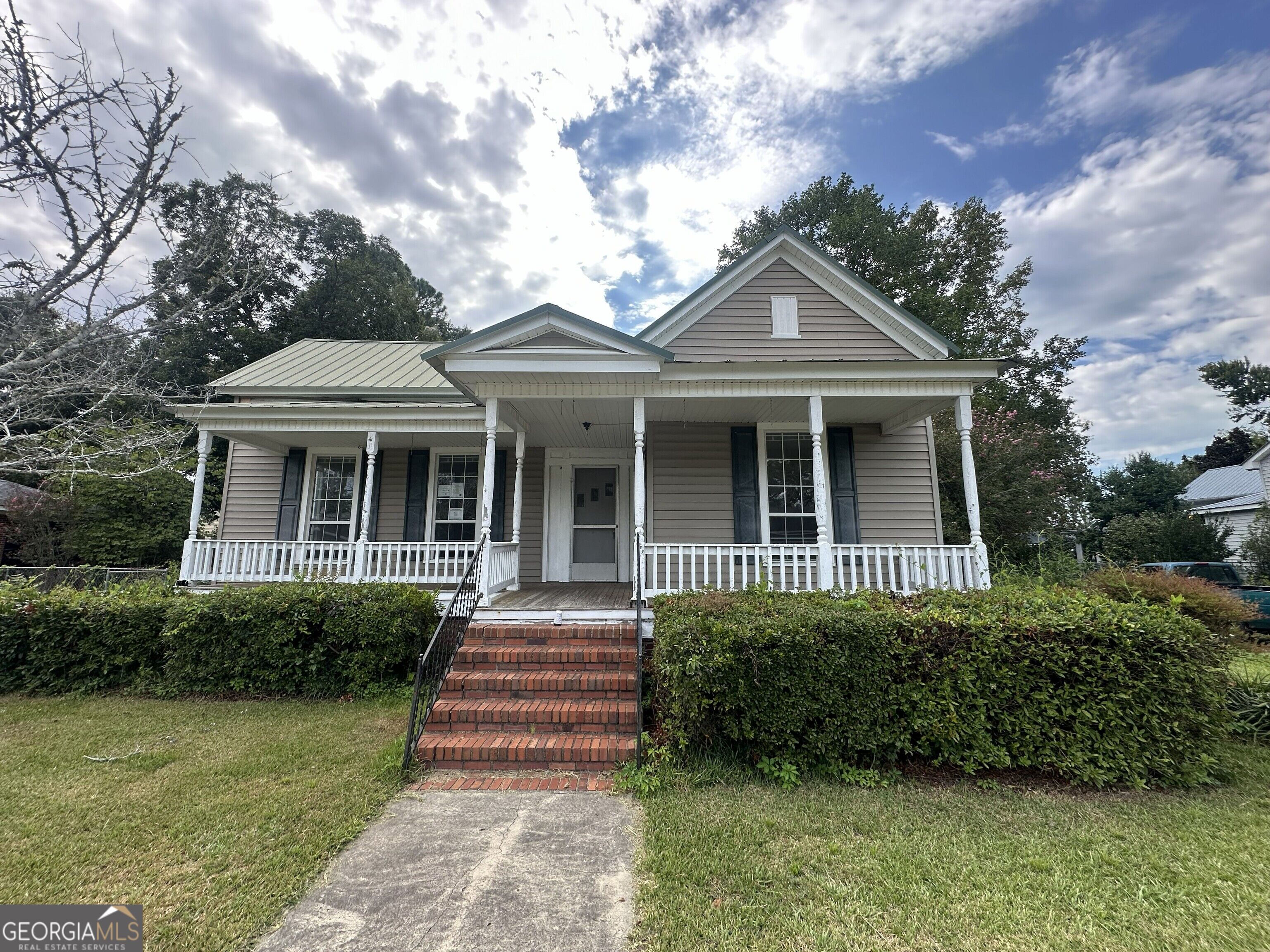519 Harvey Street Property Photo 1