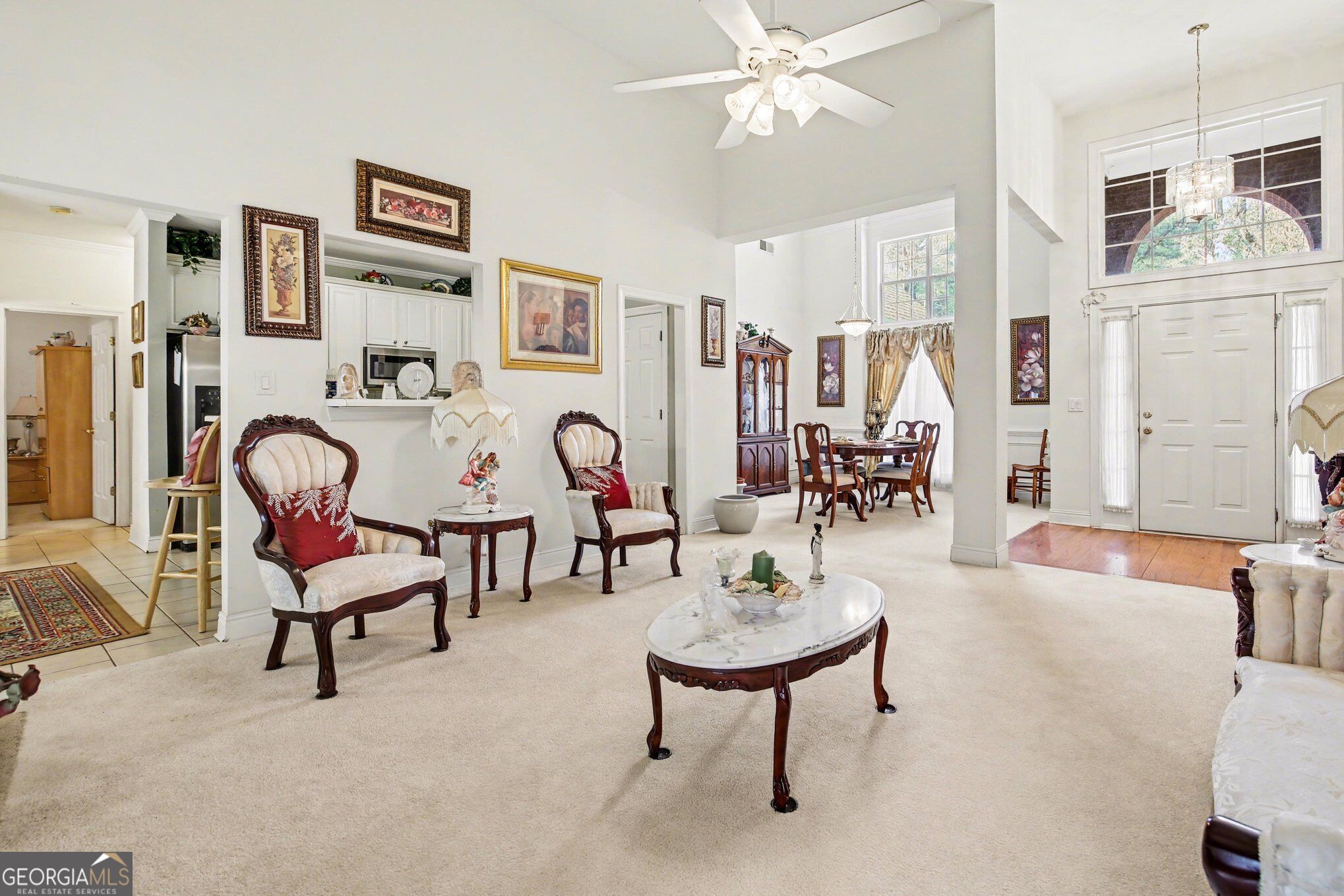 1041 Olive Drive Property Photo 5