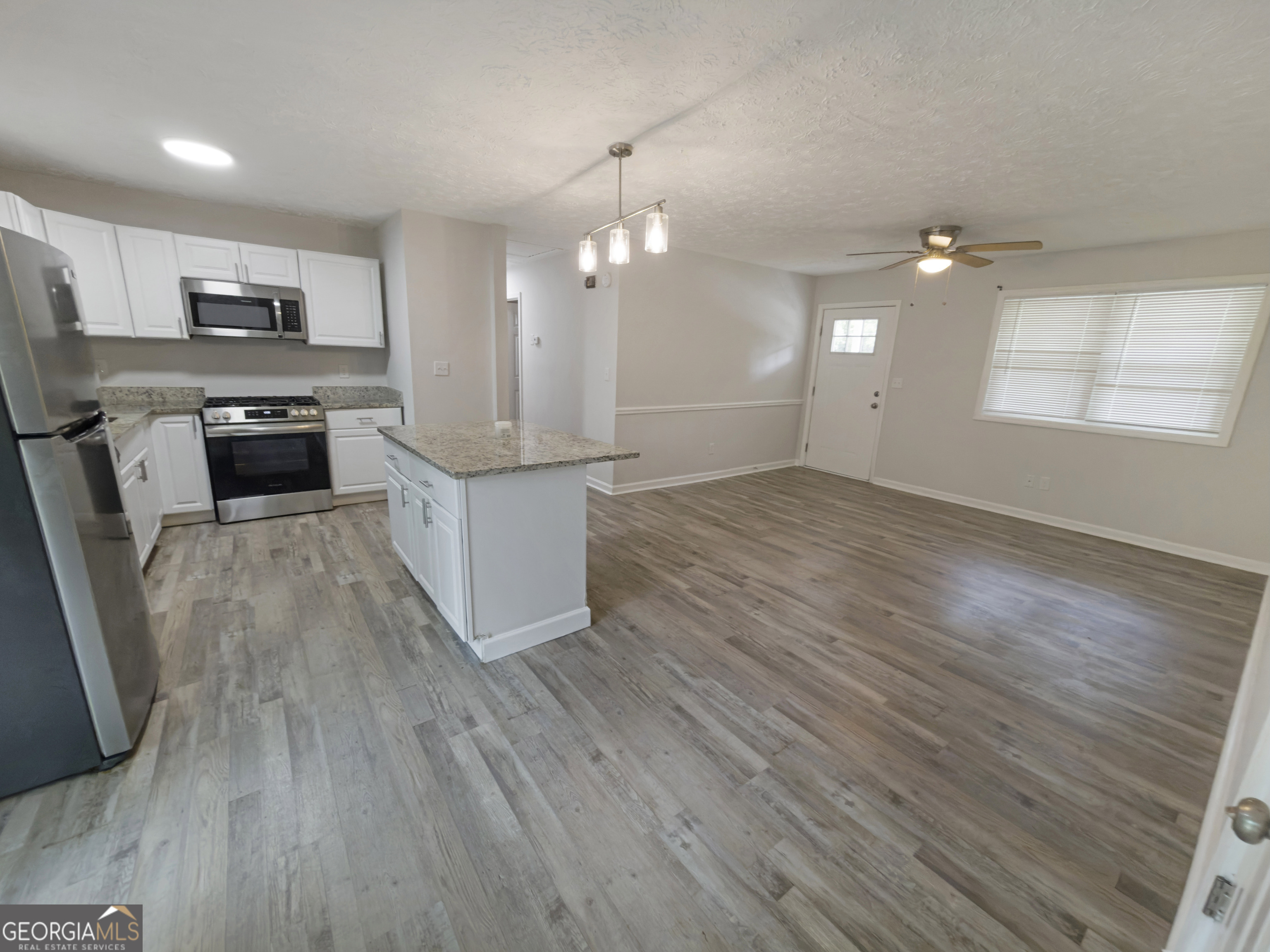675 Lakeridge Drive Property Photo 5