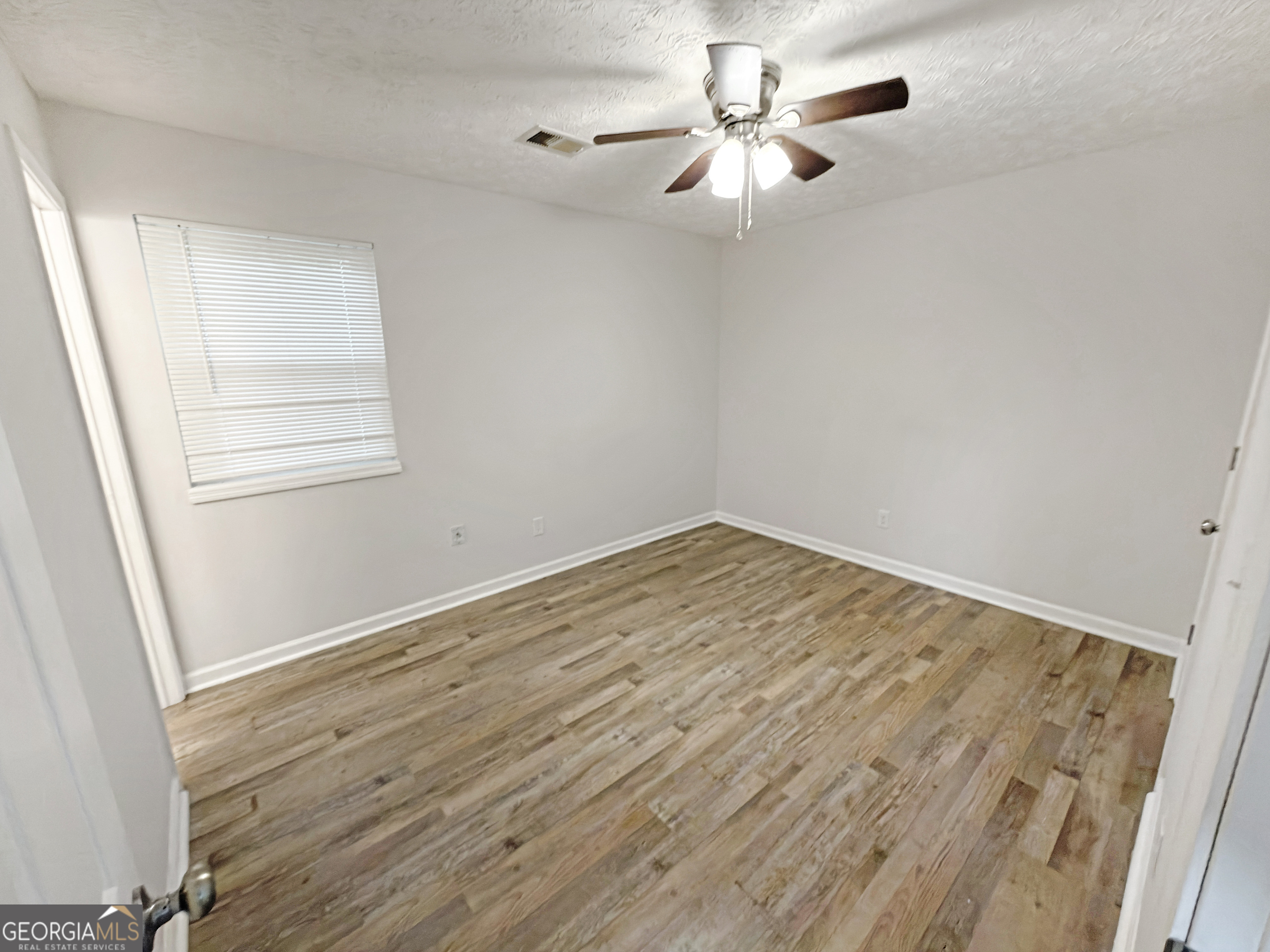 675 Lakeridge Drive Property Photo 12