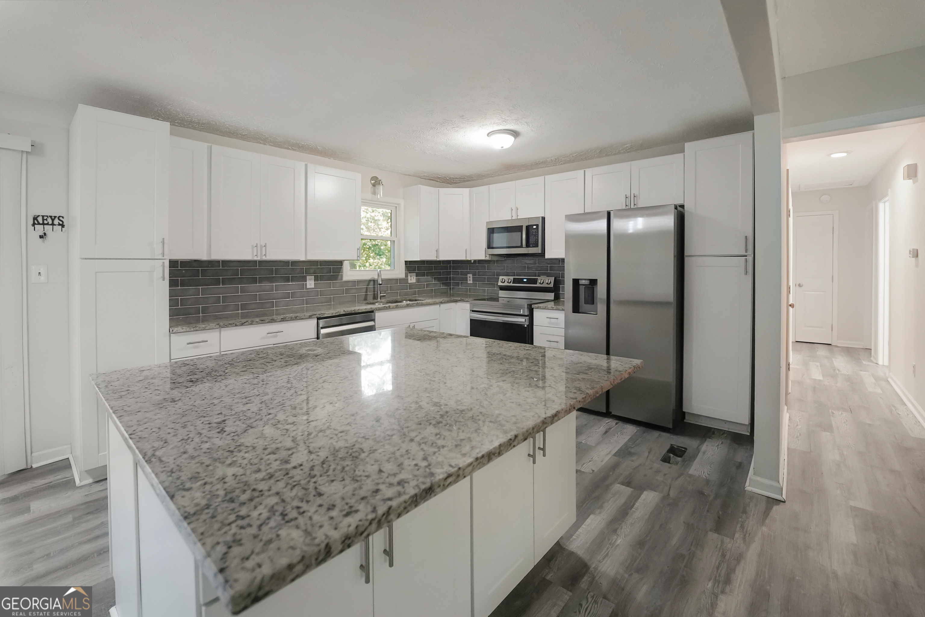 3021 Lakeridge Drive Se Property Photo 8