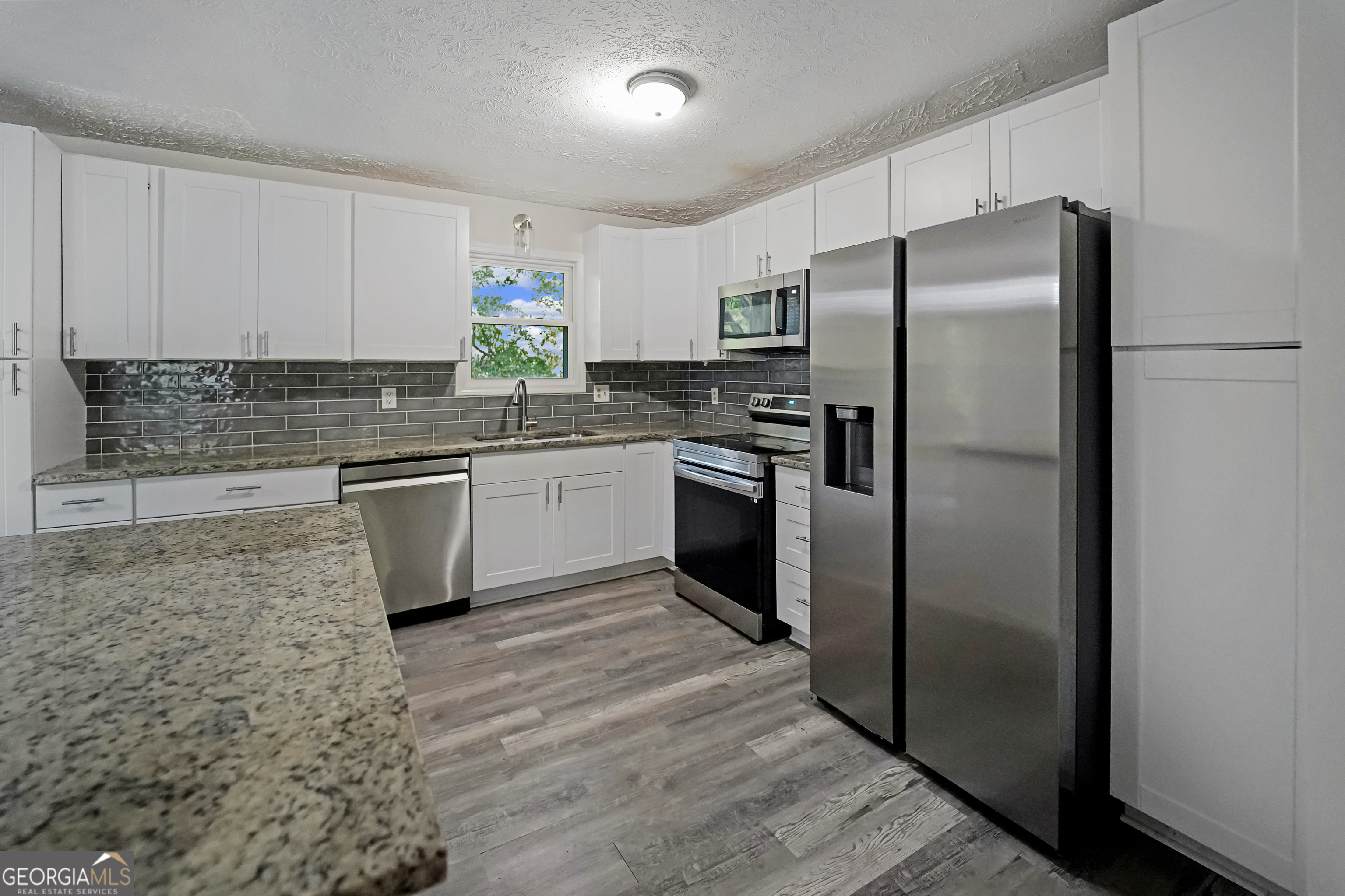 3021 Lakeridge Drive Se Property Photo 9