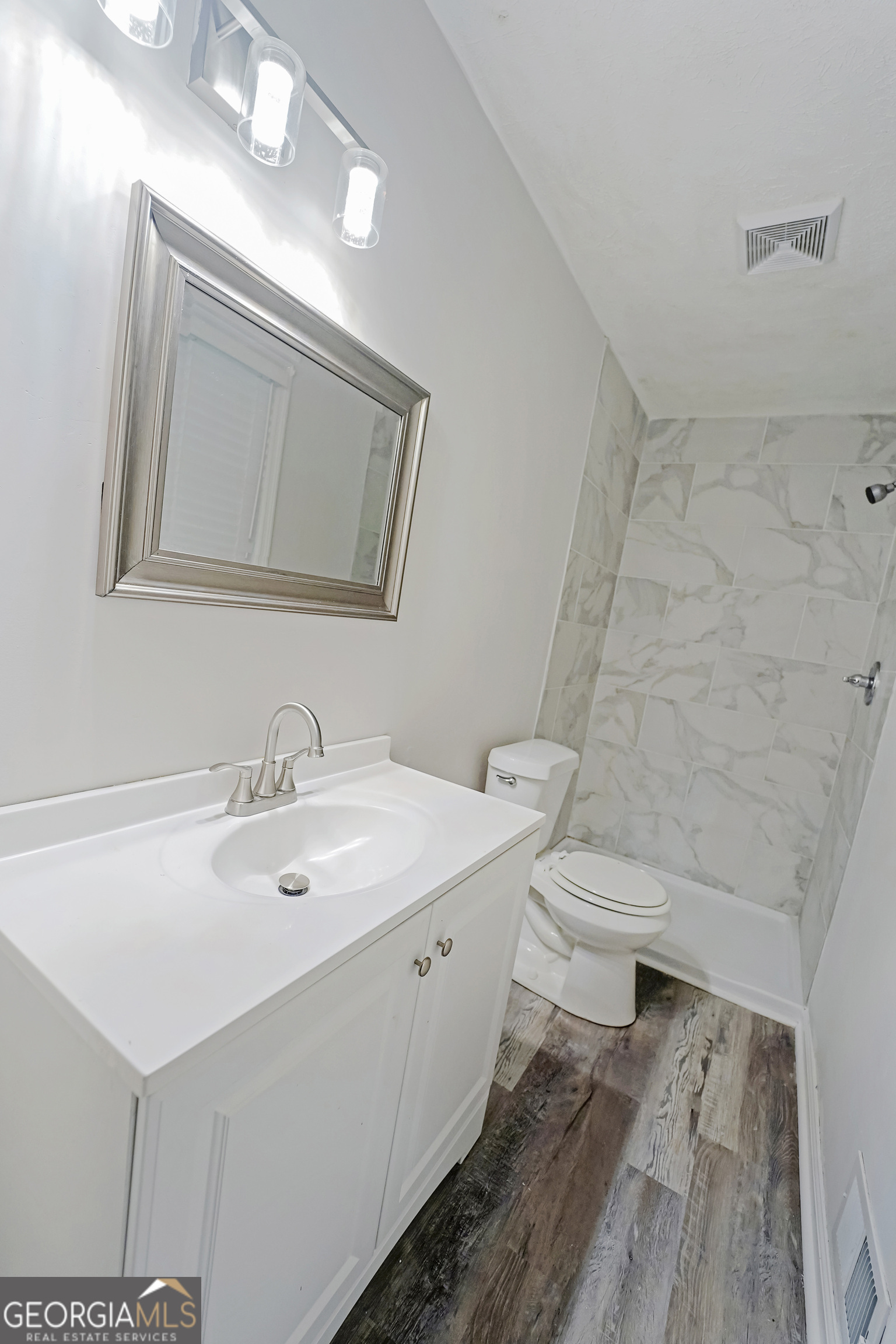 3021 Lakeridge Drive Se Property Photo 16