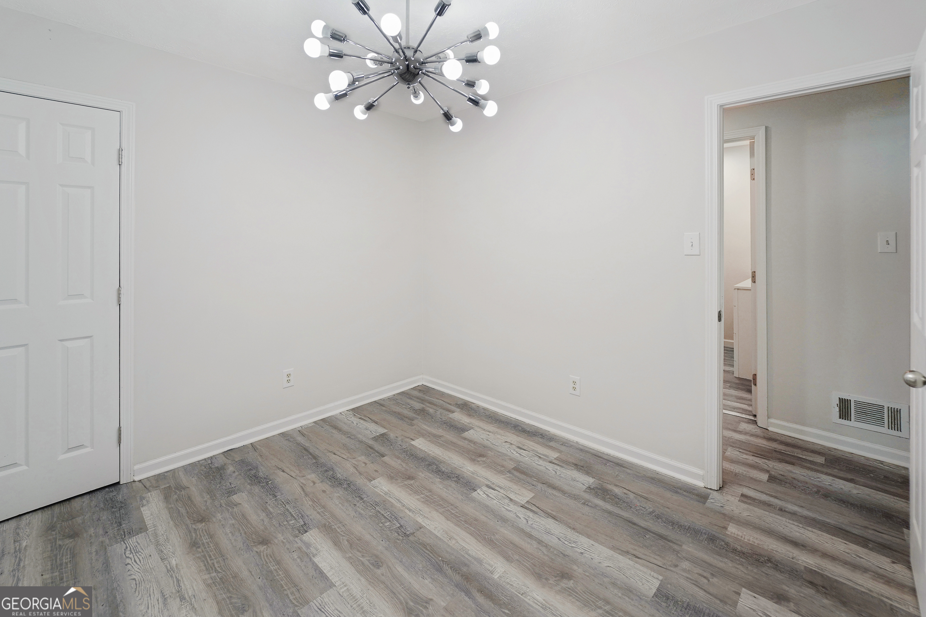 3021 Lakeridge Drive Se Property Photo 18