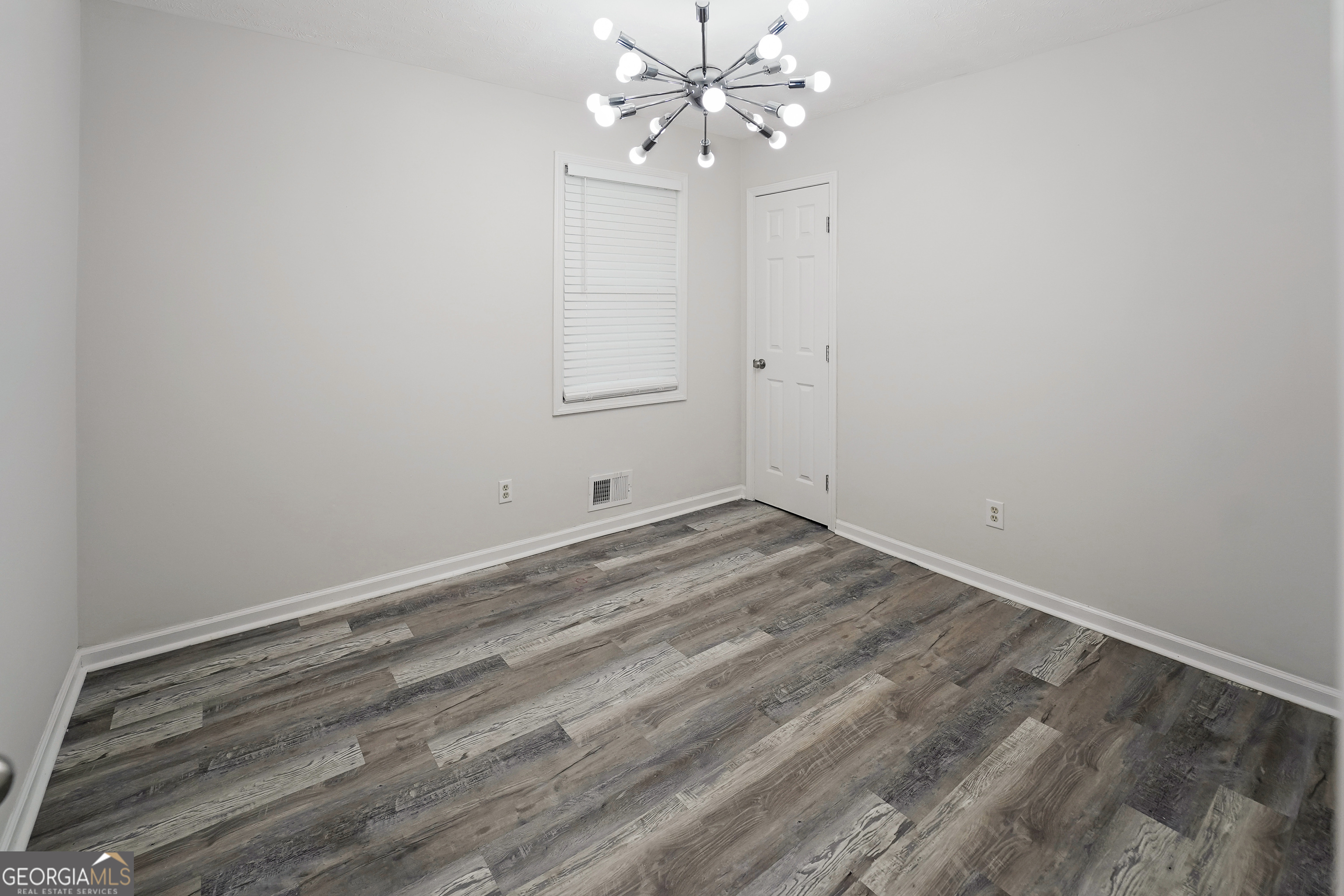 3021 Lakeridge Drive Se Property Photo 19